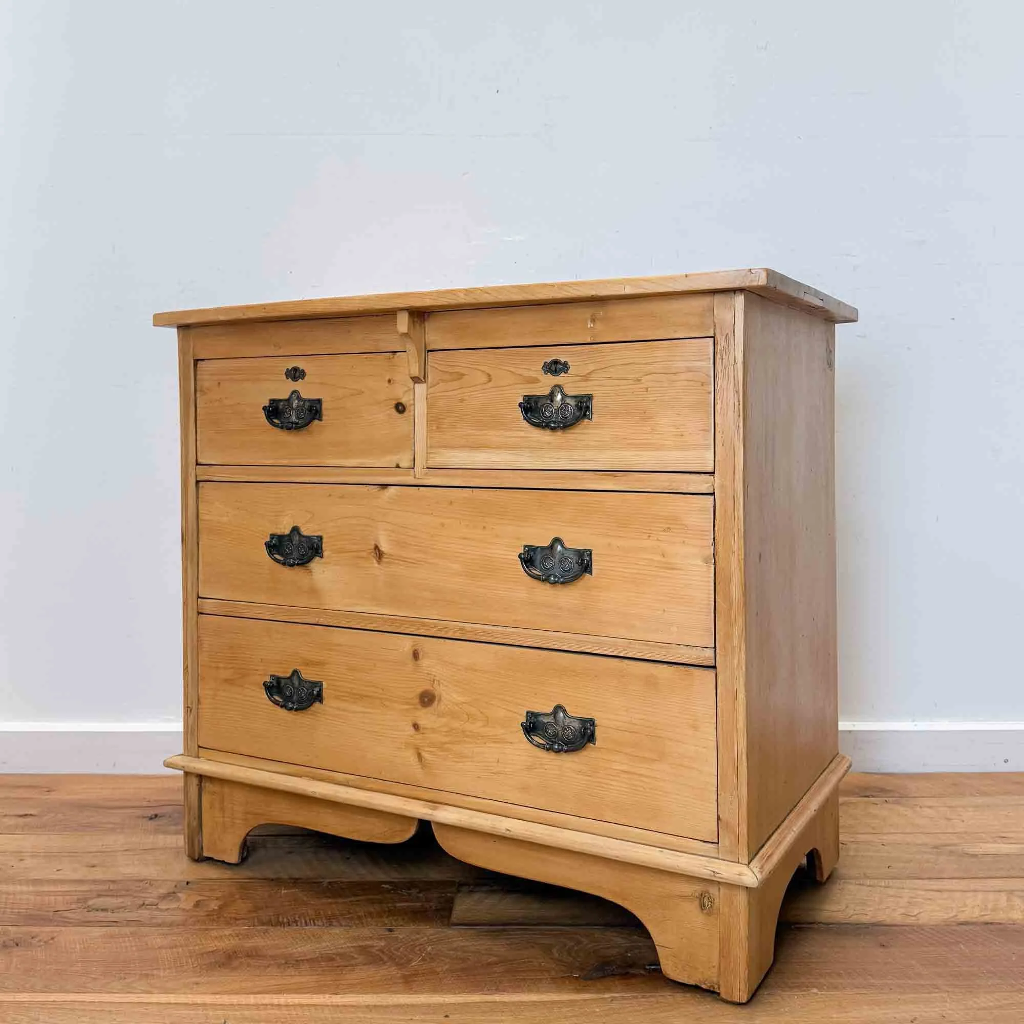 vintage pine chest of drawers