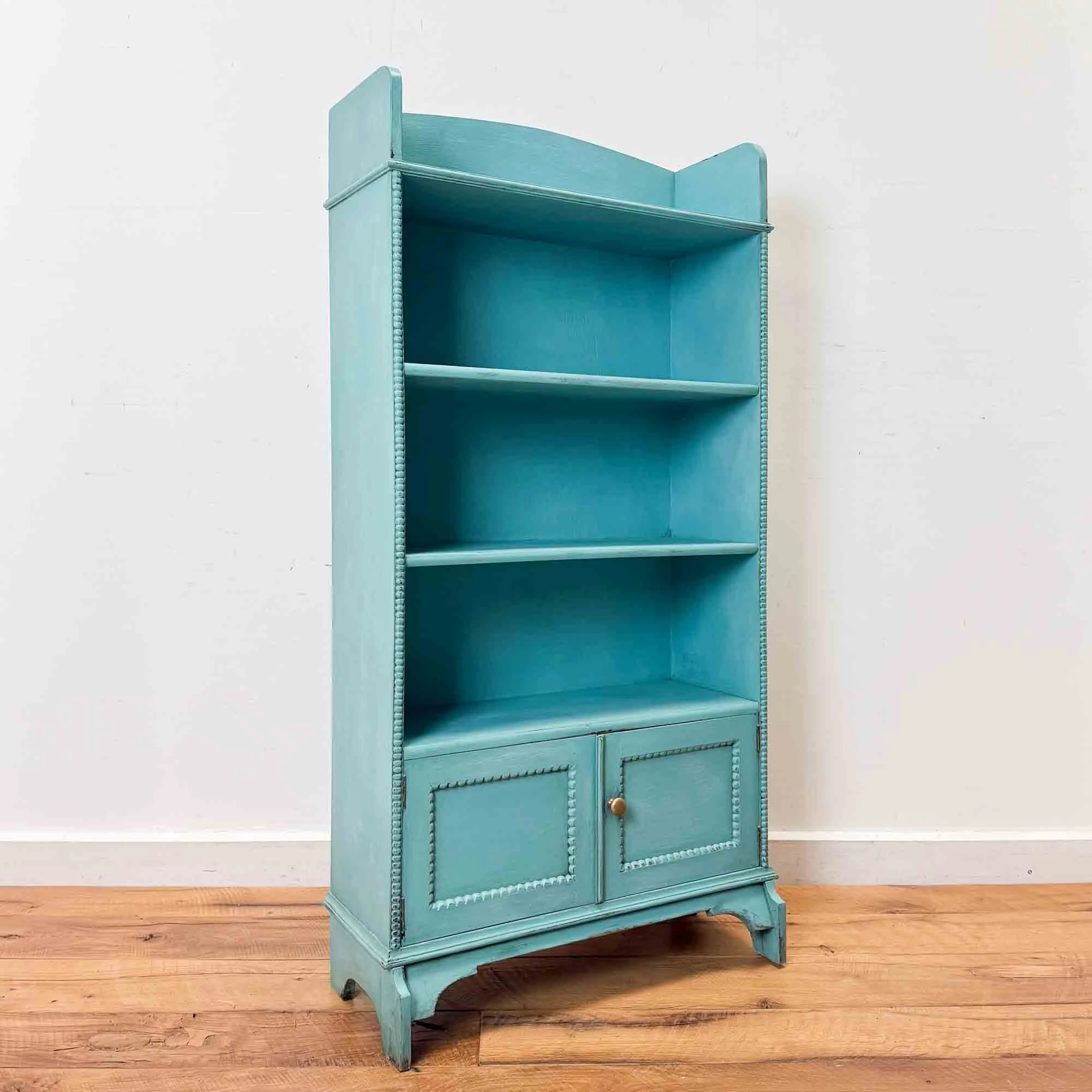 vintage painted turquoise bookshelf-16.jpg