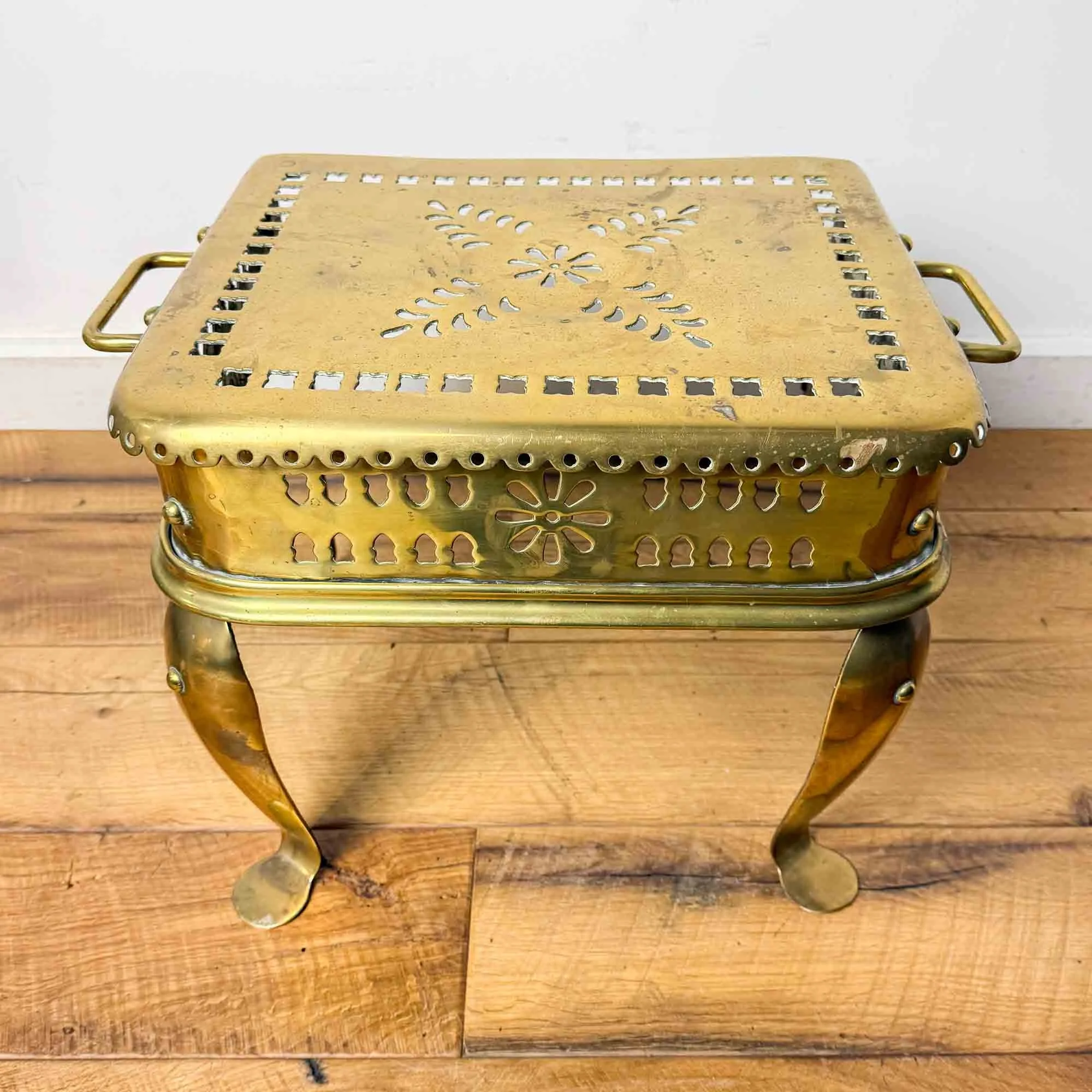 antique brass footman-09.jpg