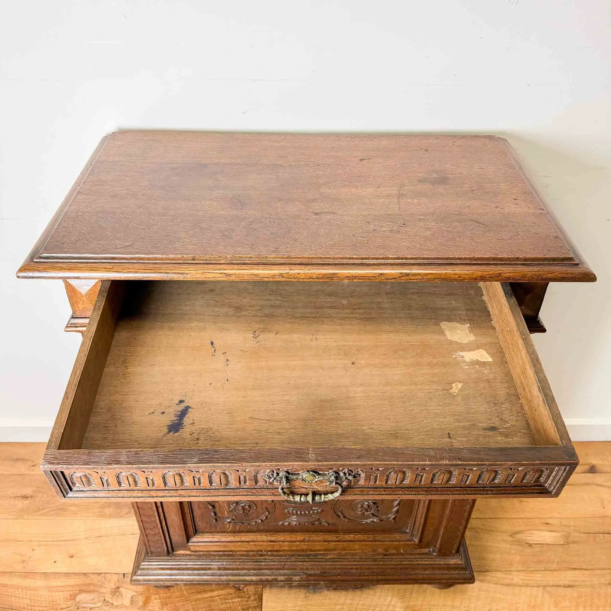 vintage french oak cupboard-07.jpg