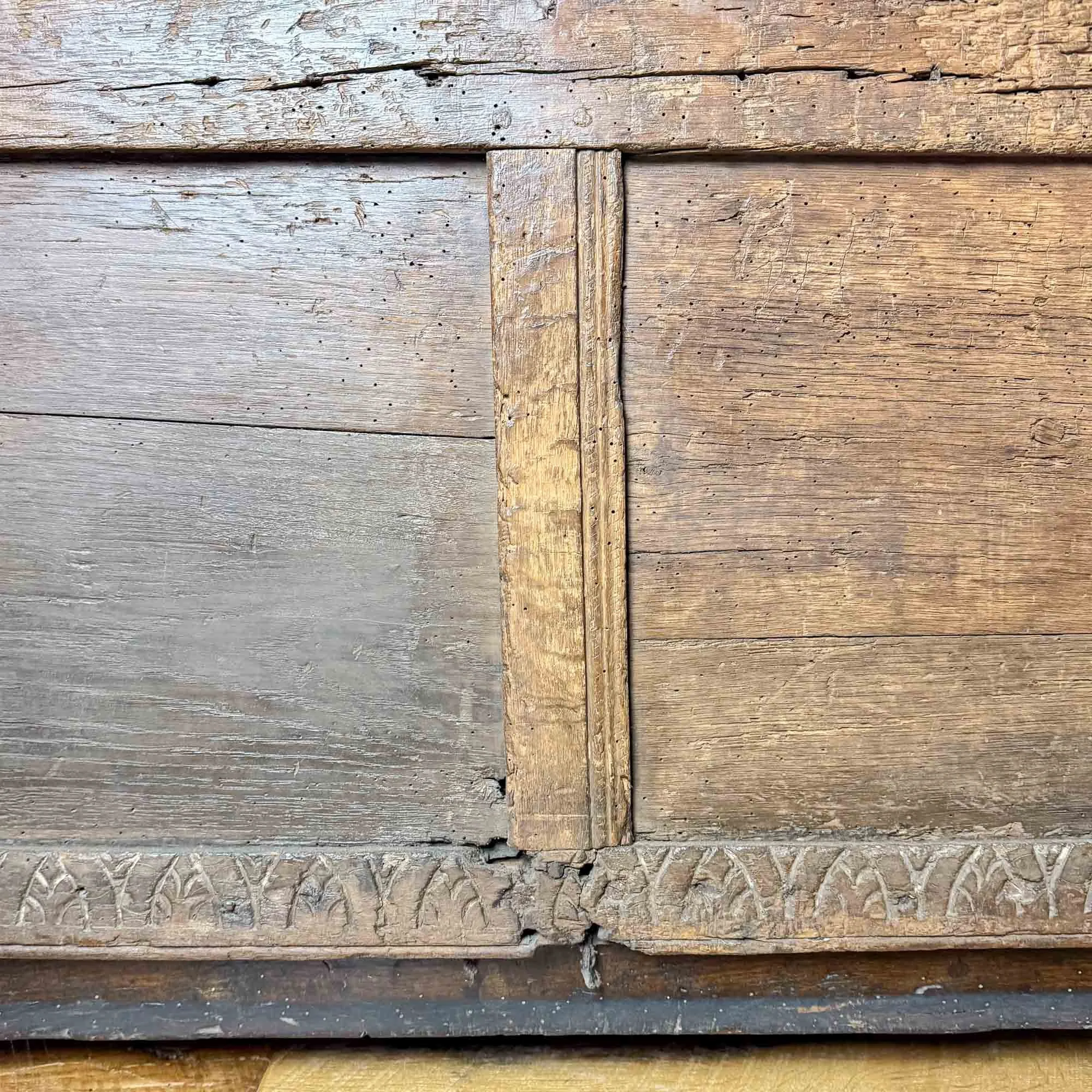 geometric panelled antique oak coffer-02.jpg