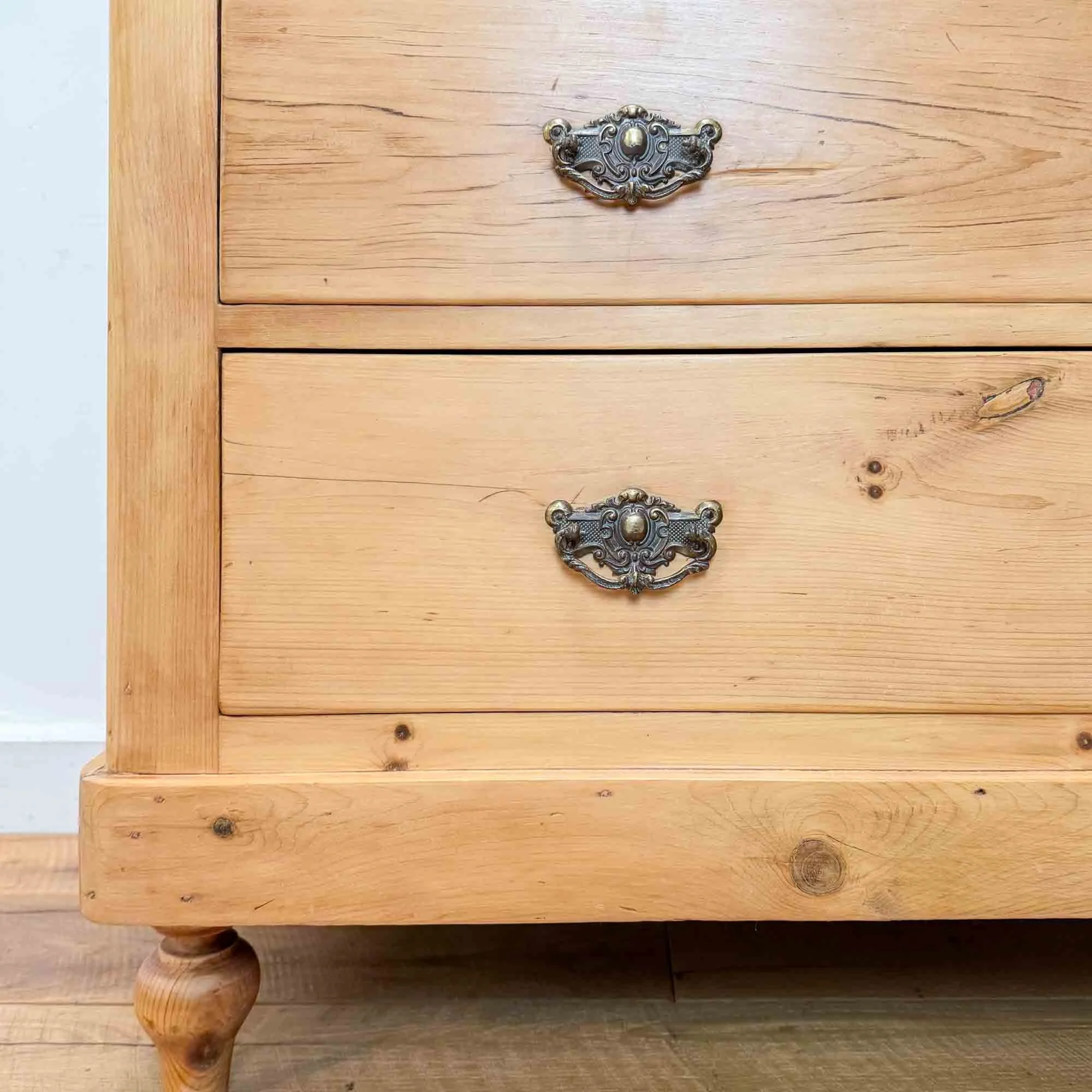 antique pine chest of drawers-5-2.jpg