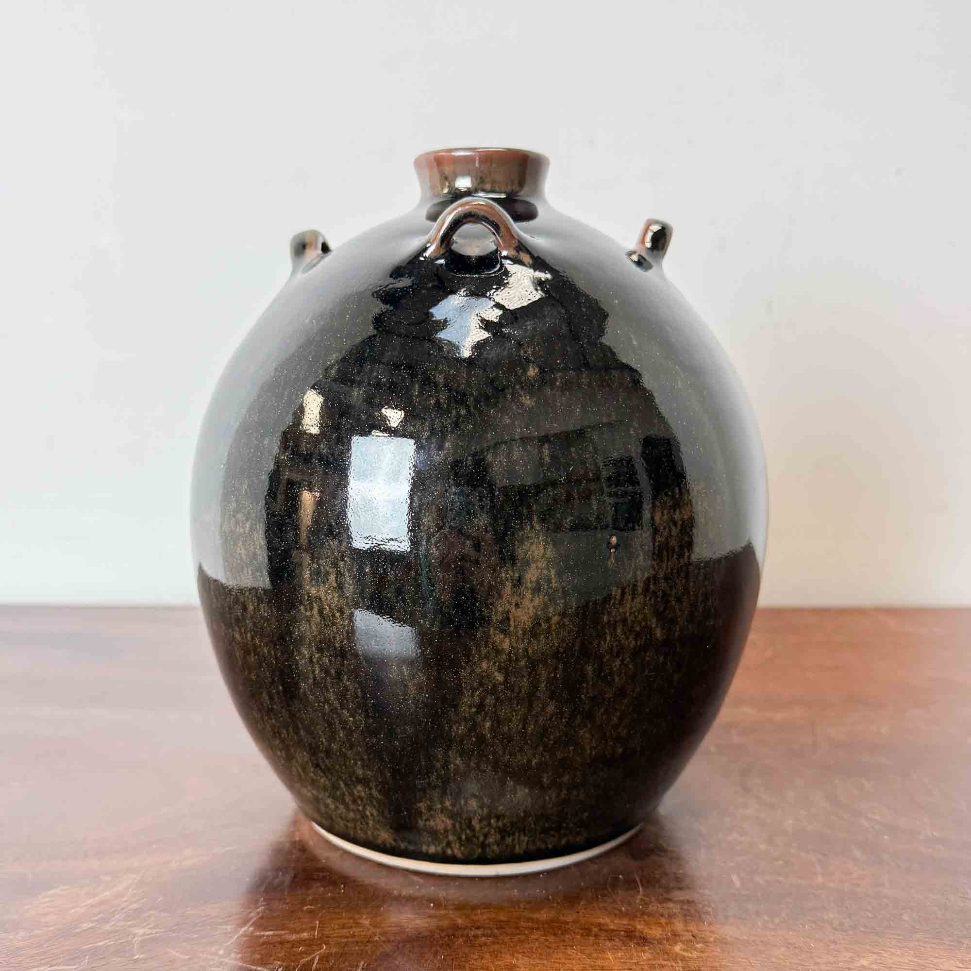 black studio pottery lugged pot-9.jpg