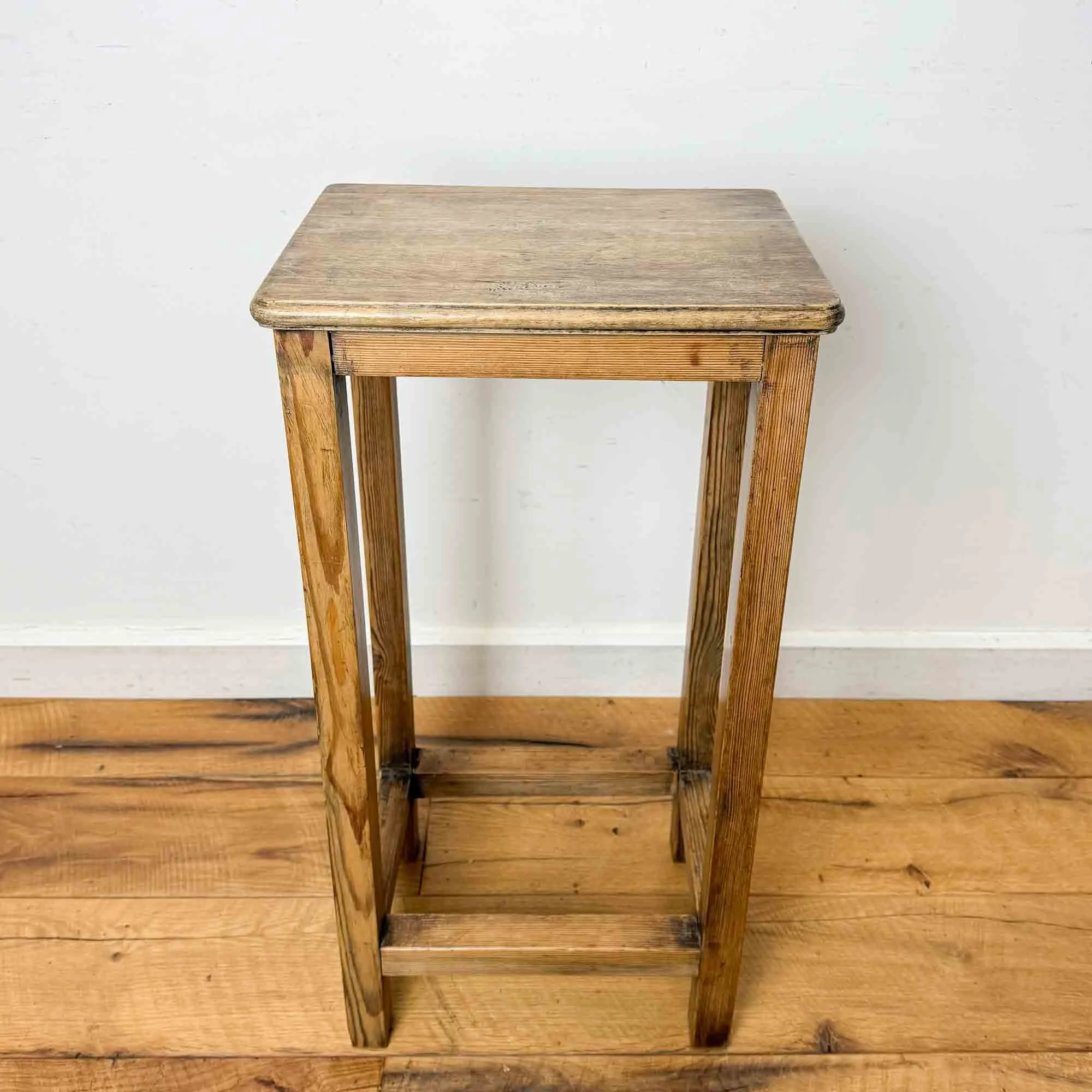 vintage pine side table-10.jpg