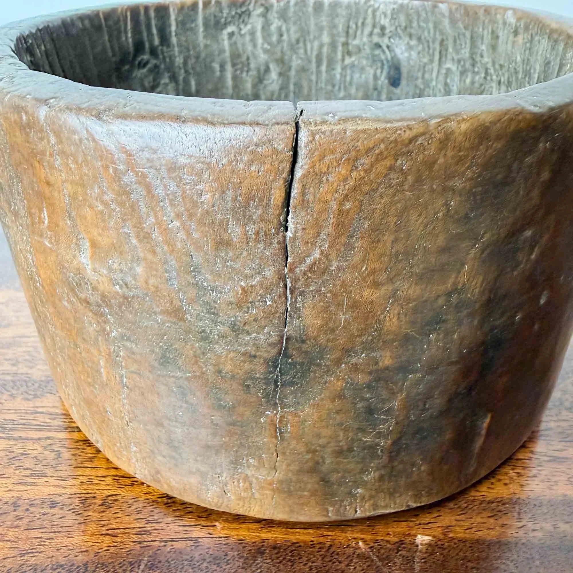 antique dug out wooden bowl-2.jpg