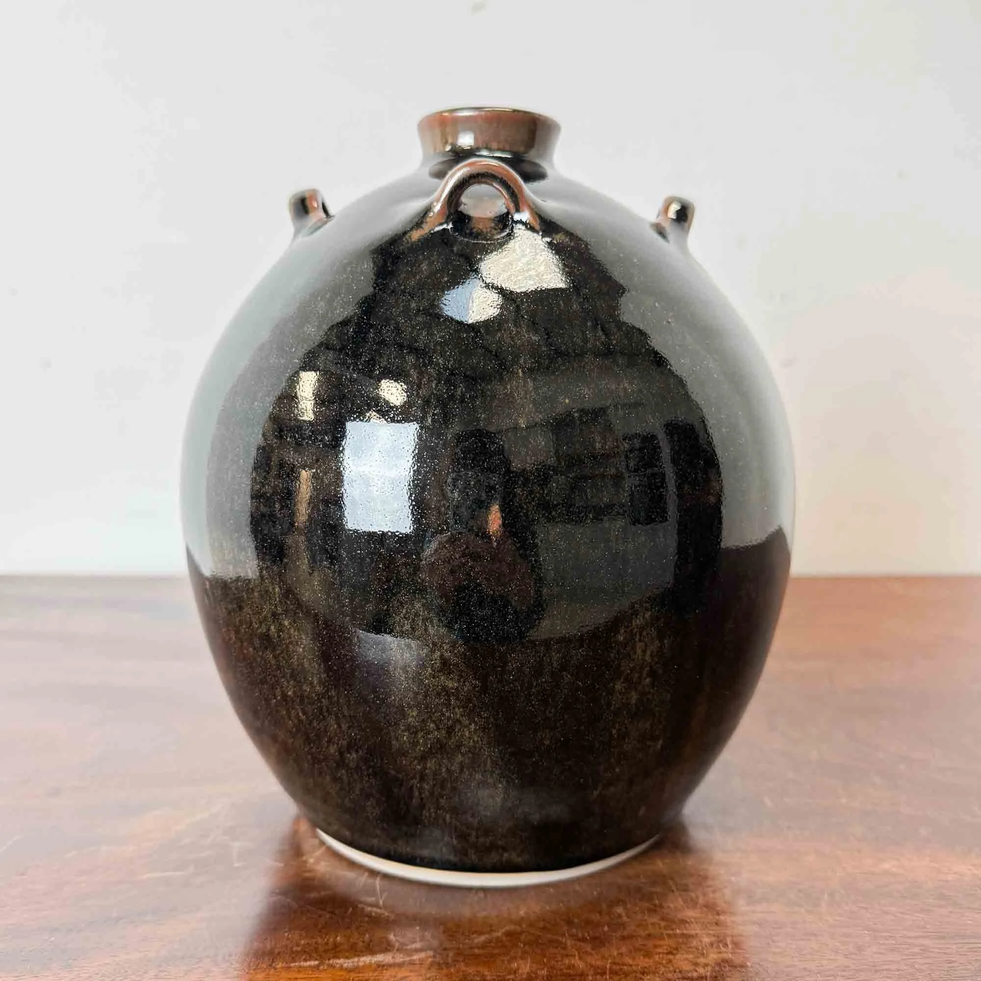 black studio pottery lugged pot-6.jpg