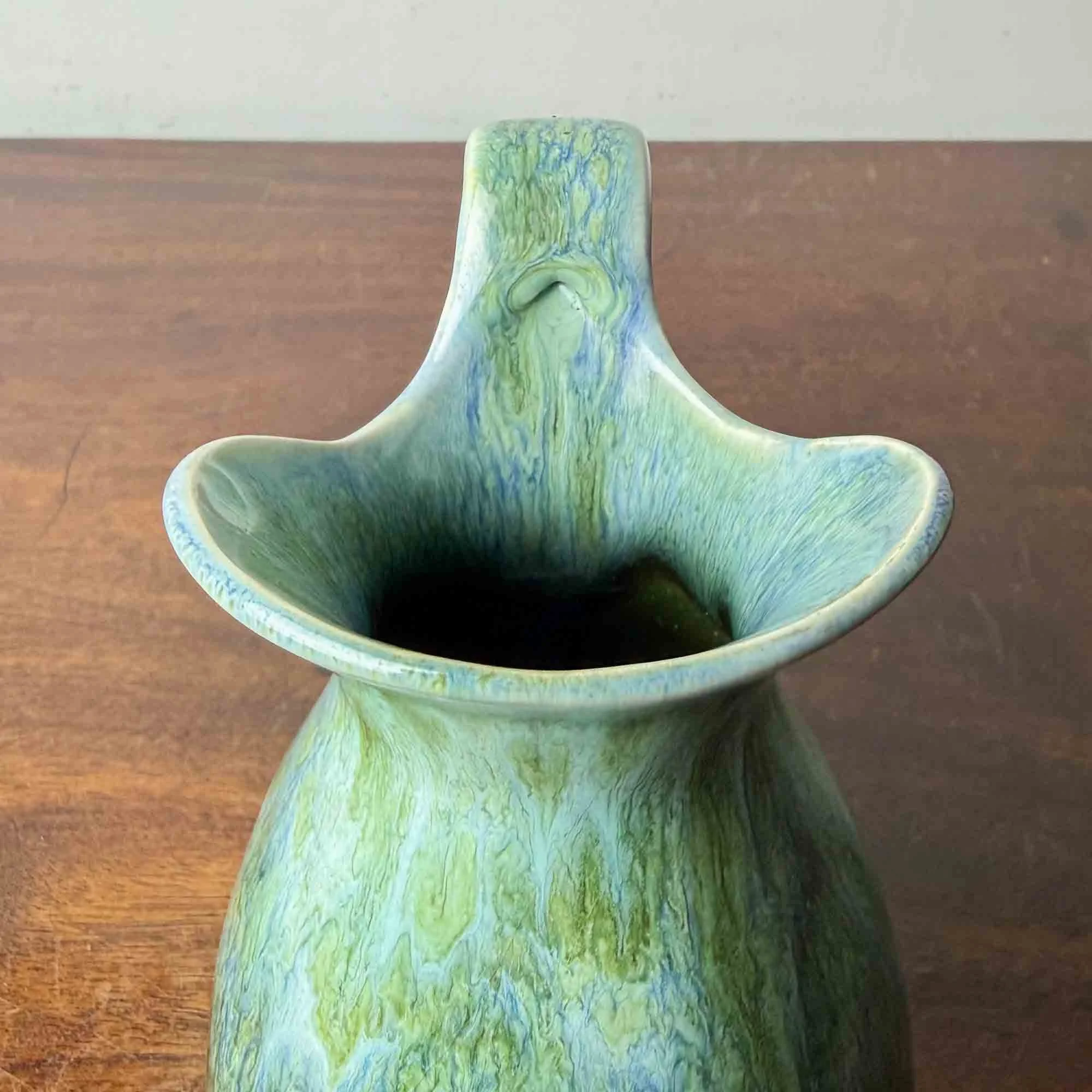 green turquoise drip glaze jug-4.jpg
