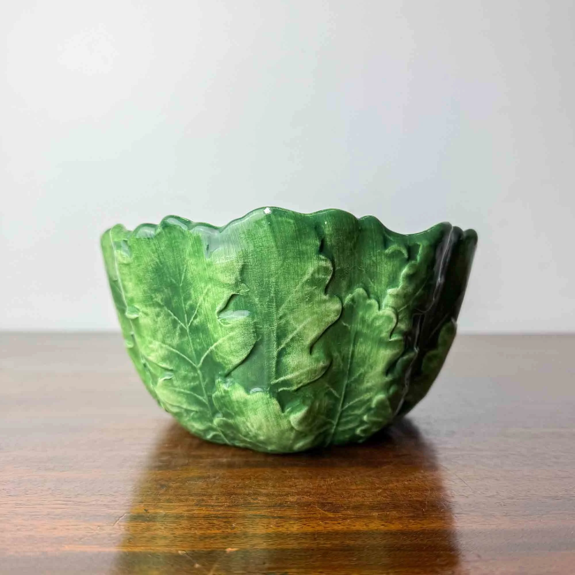 Majolica Green Leaf Salad Bowl