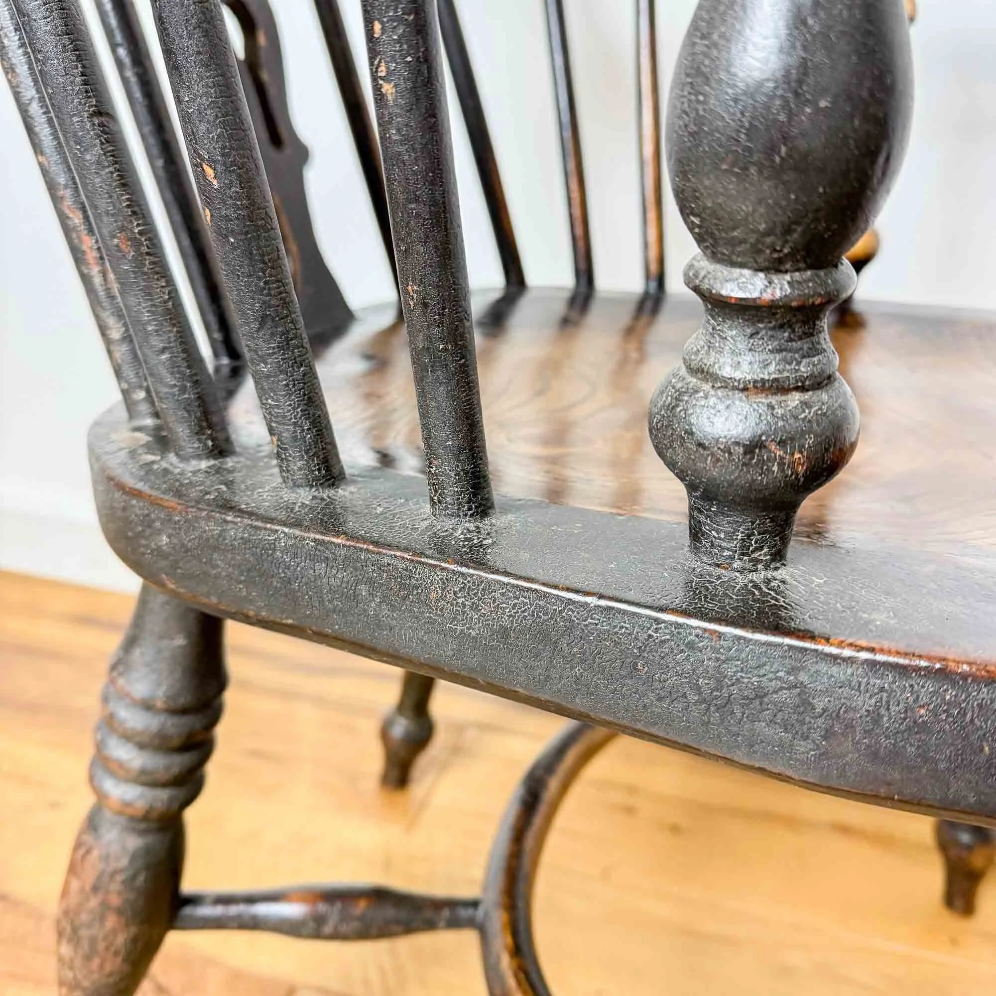 ash and elm windsor chair-16.jpg