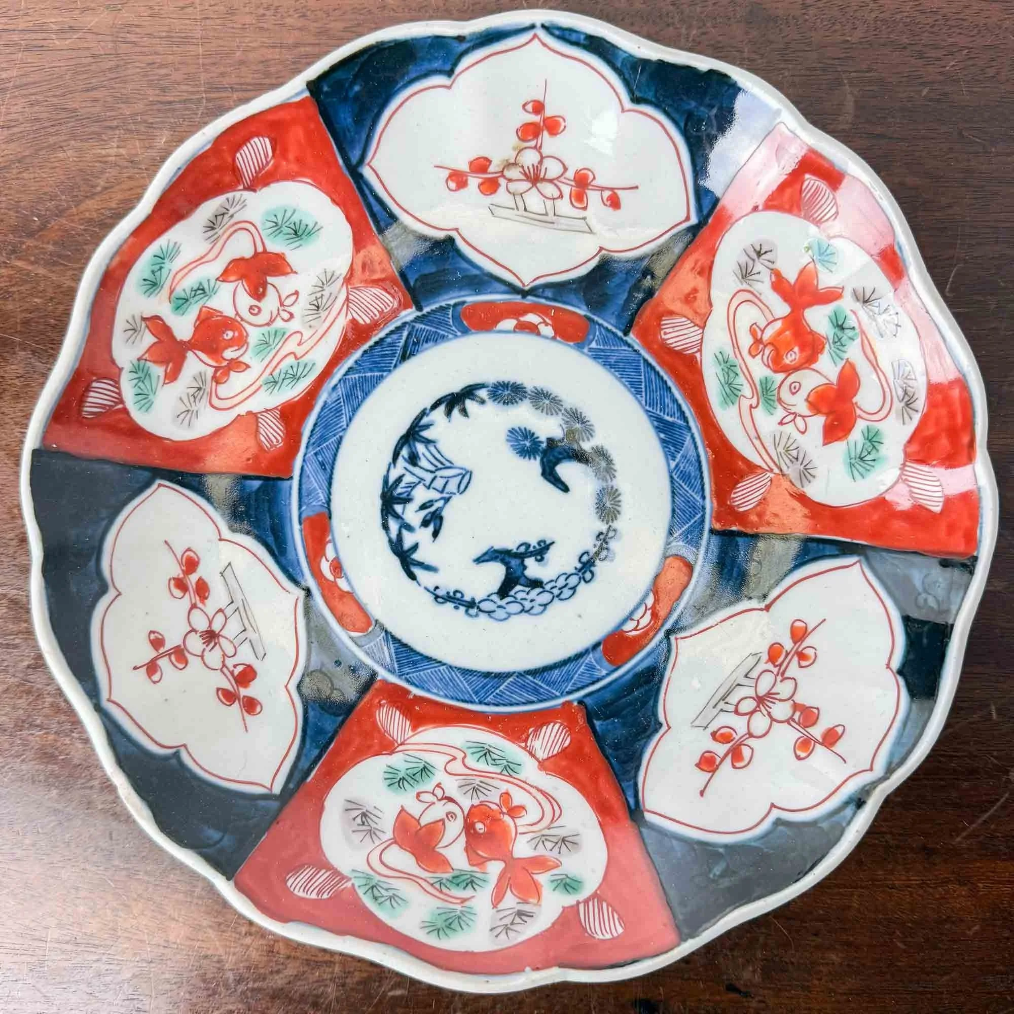 pair of imari plates-2.jpg