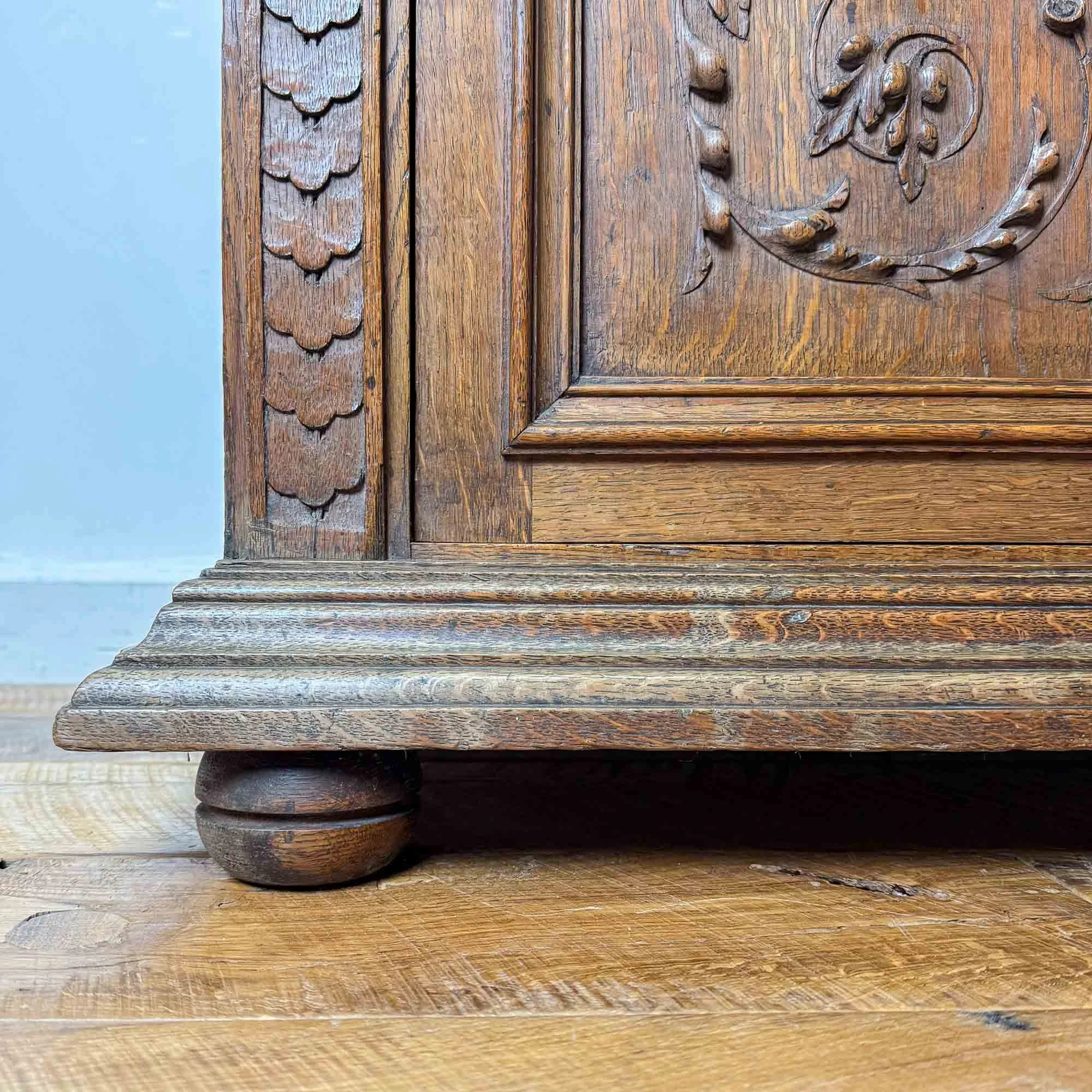 vintage french oak cupboard-02.jpg