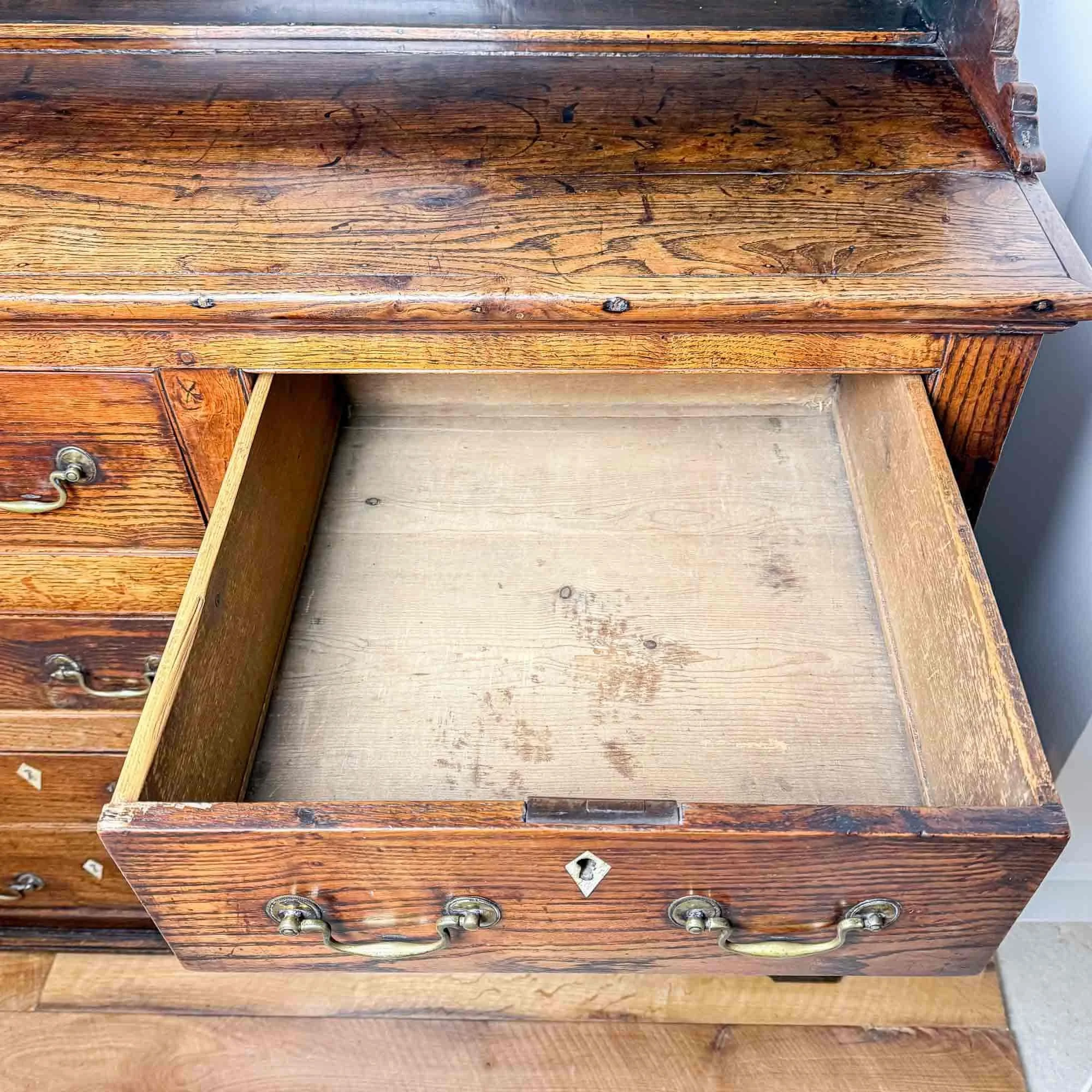 georgian elm dresser-17.jpg