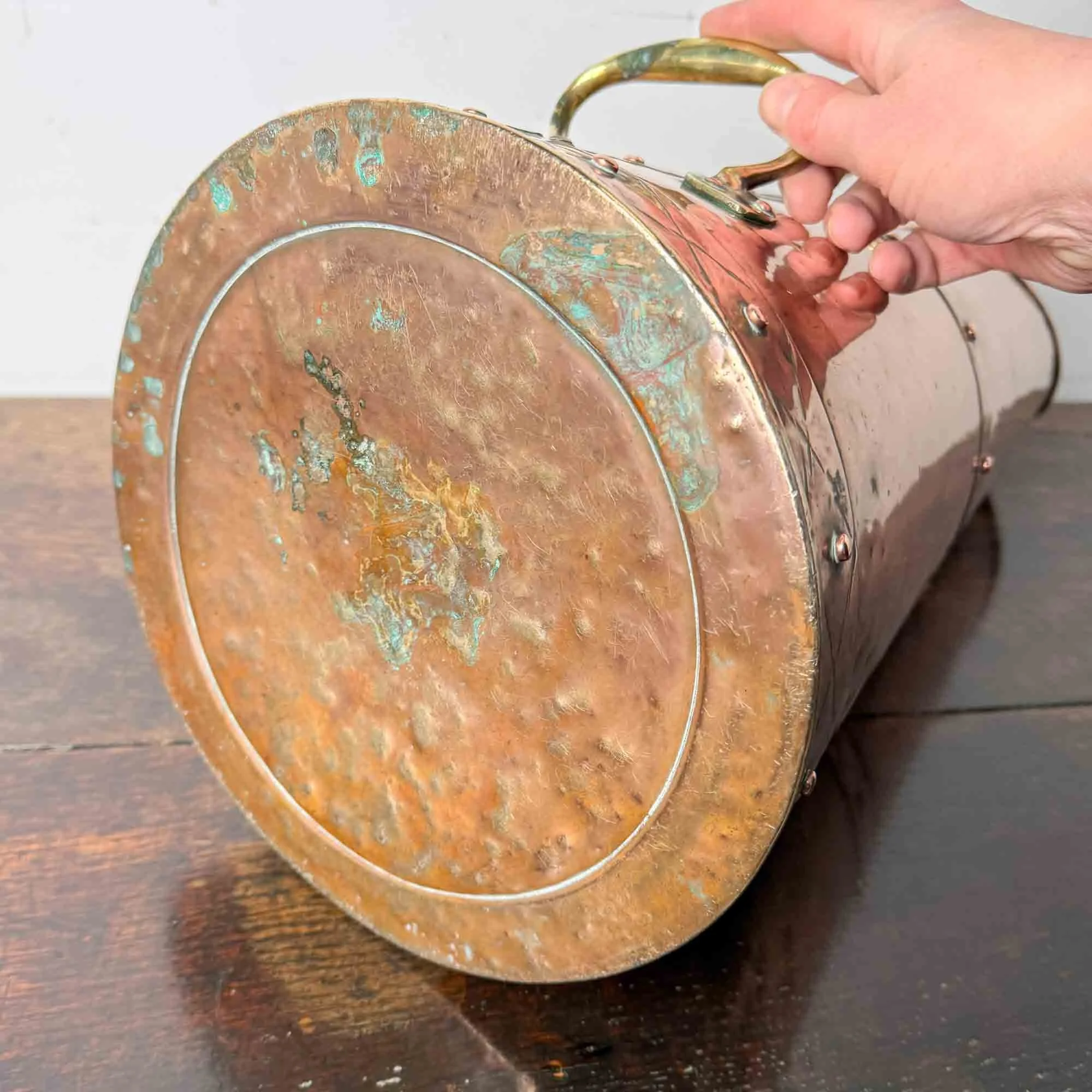 copper coal scuttle-01.jpg