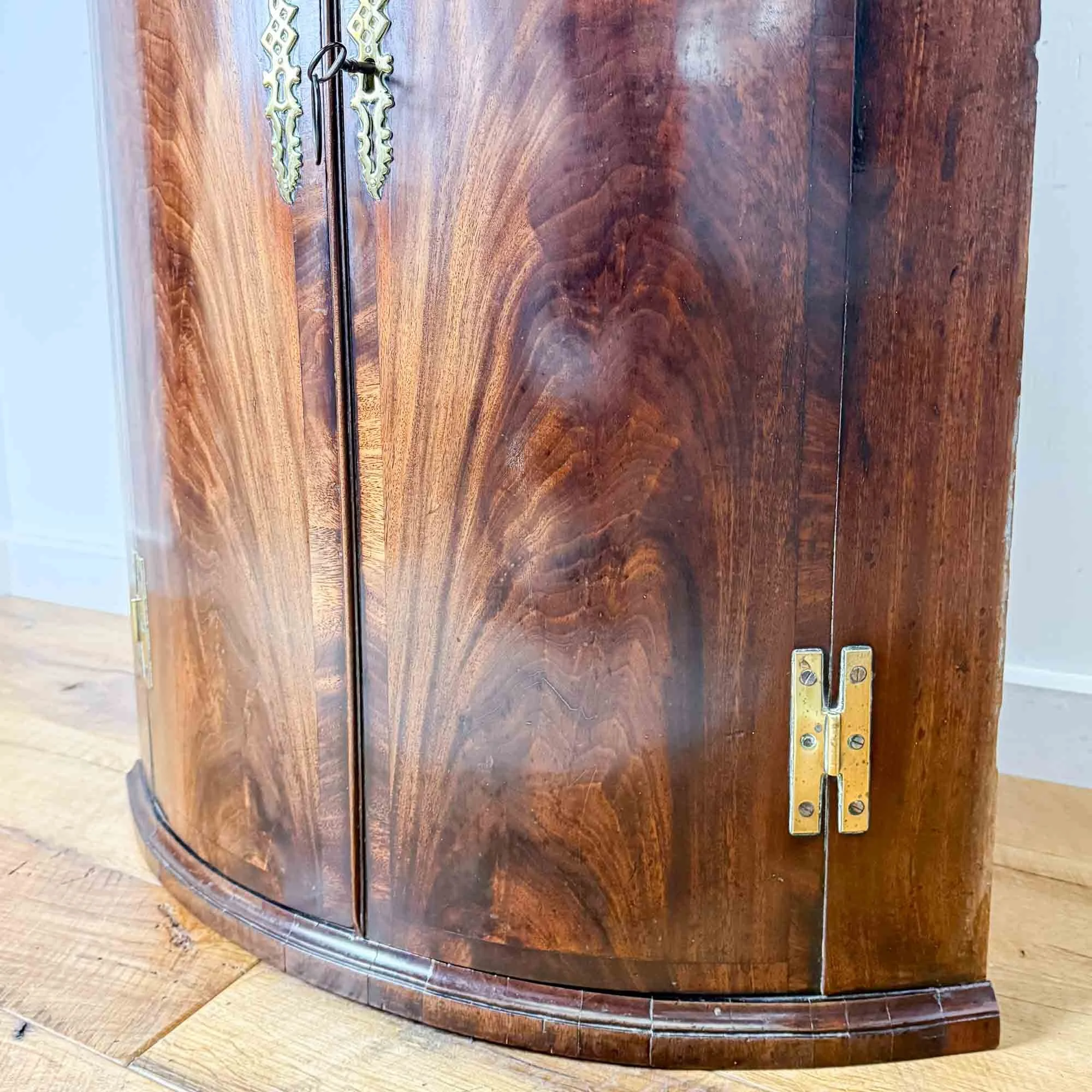 mahogany bow front corner cupboard-11.jpg