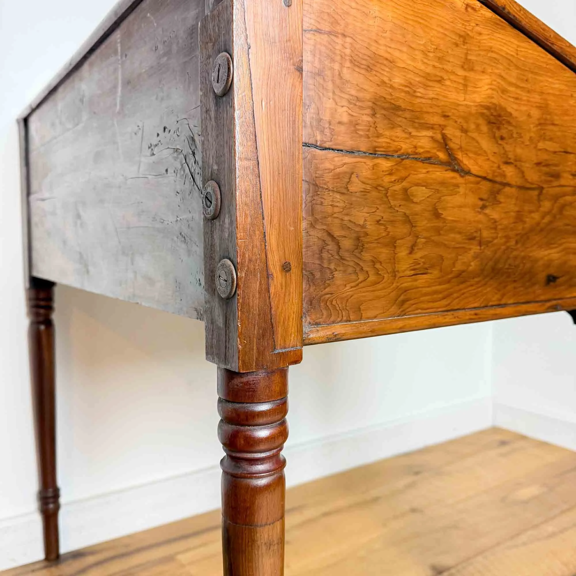 antique yew clerks desk-05.jpg