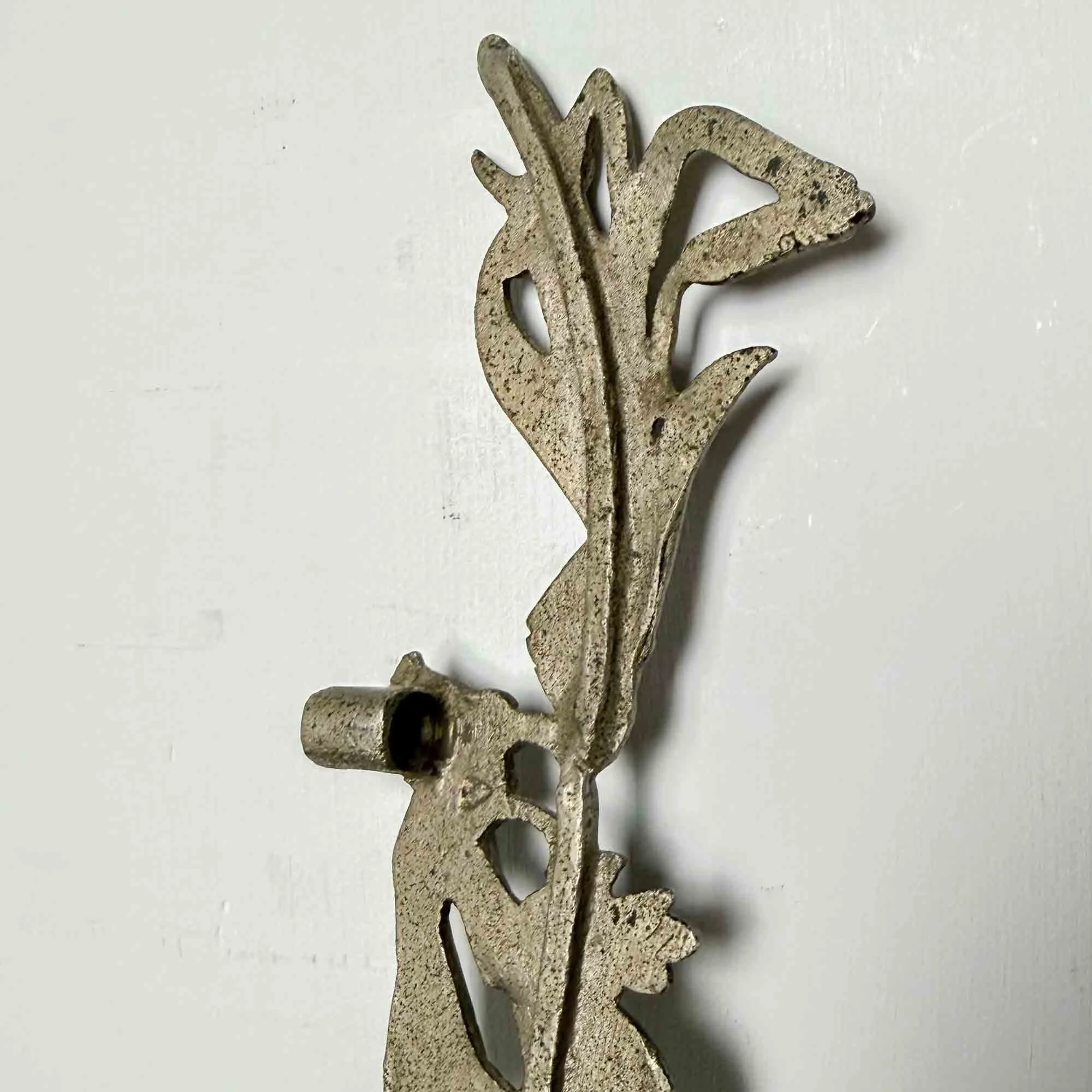 art nouveau style metal finial-2.jpg