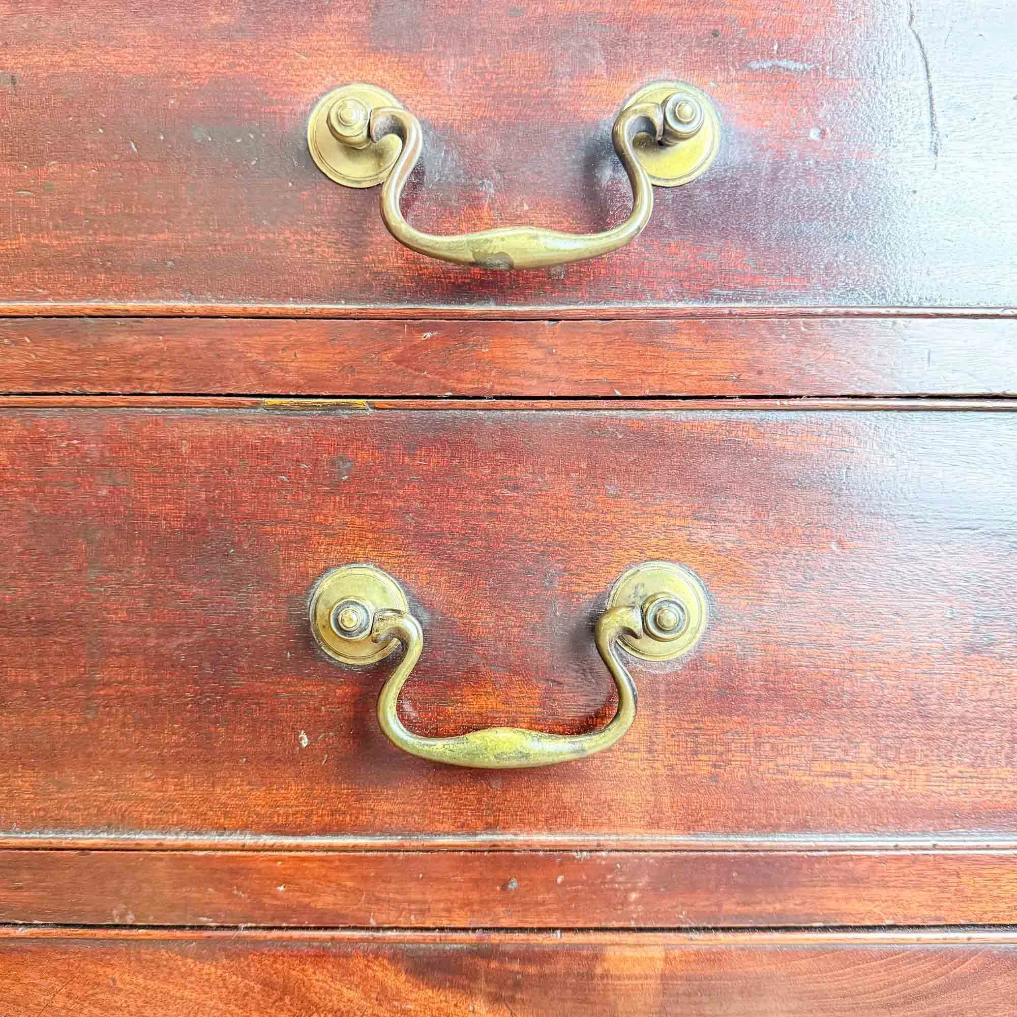 georgian mahogany bachelors chest of drawers-7.jpg