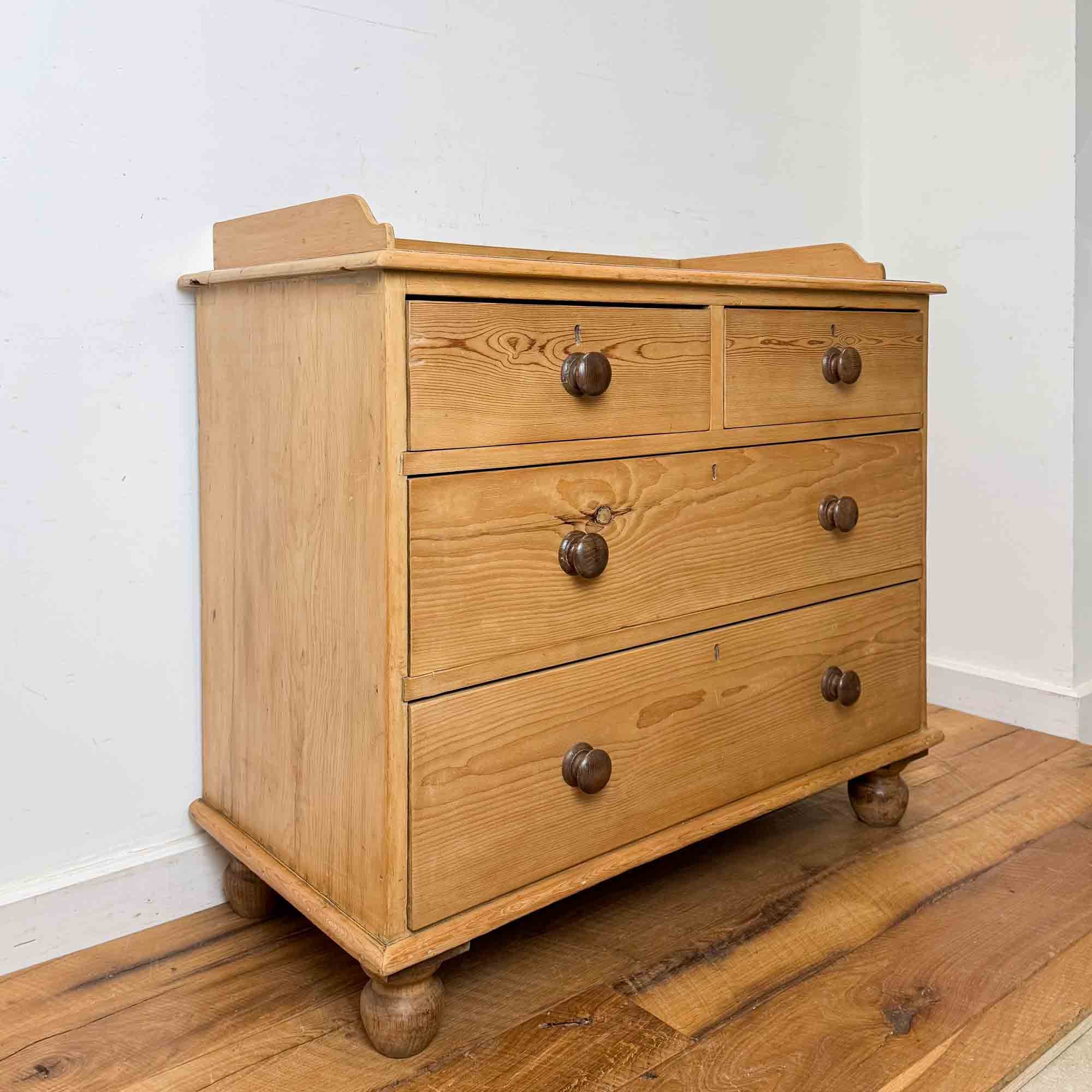 old pine chest of drawers-8.jpg