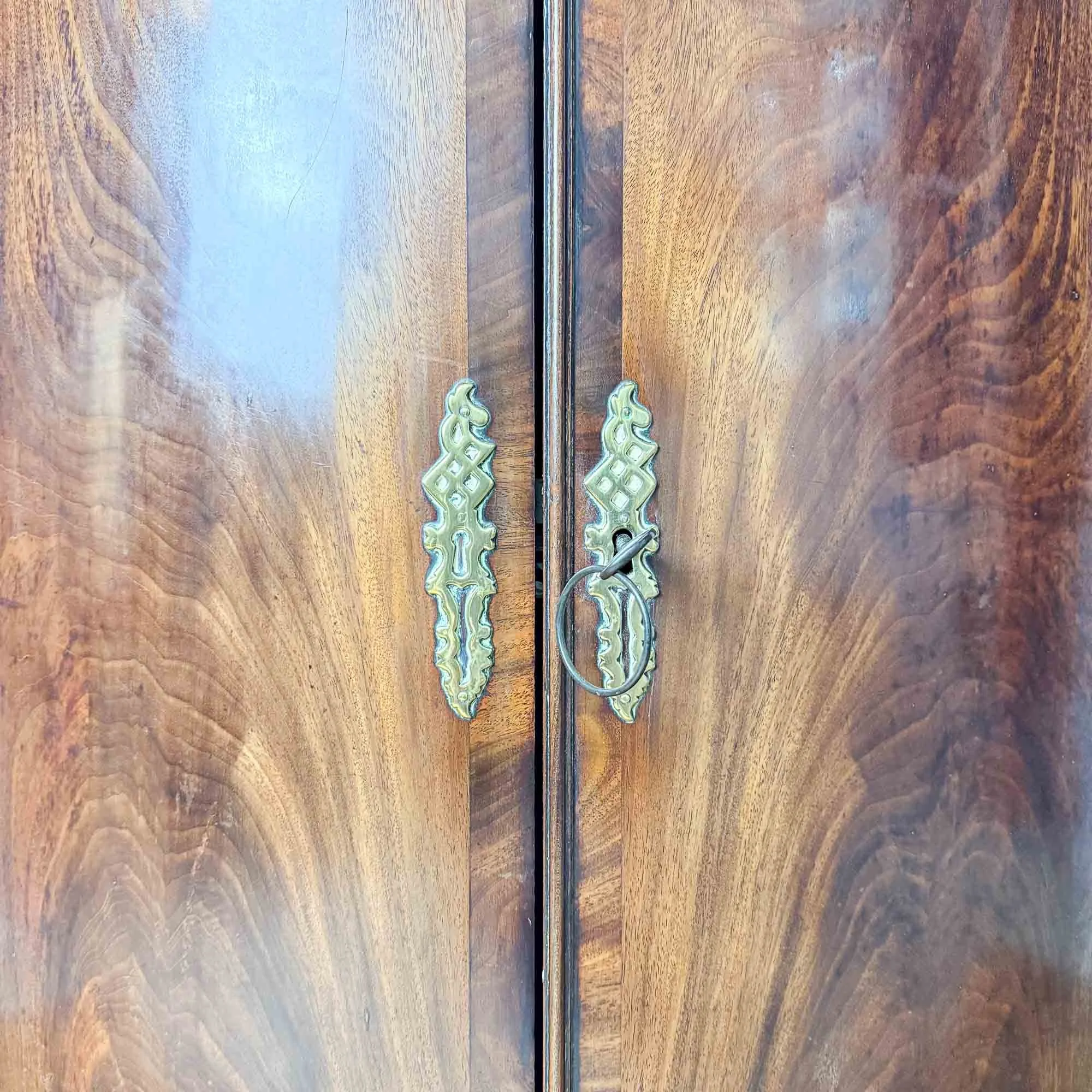 flame mahogany bow front corner cupboard