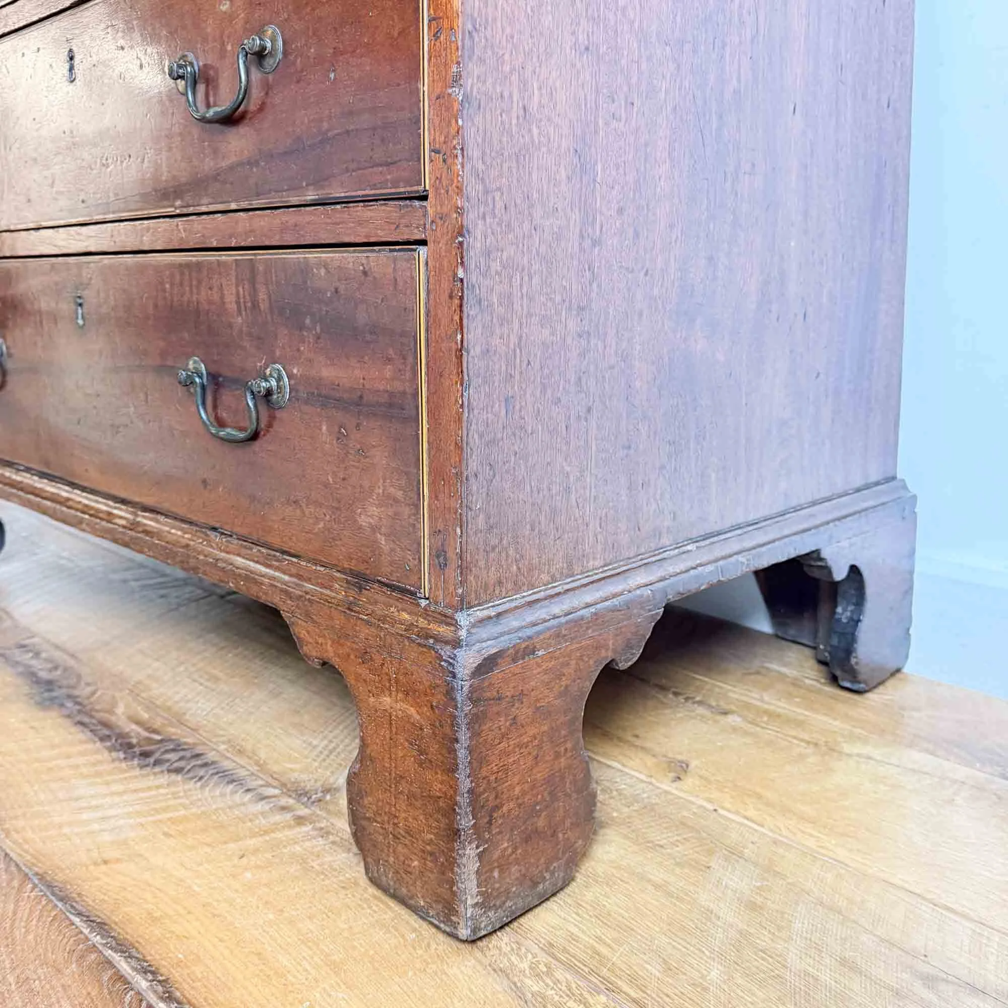 small georgian mahoghany chest of drawers-03.jpg