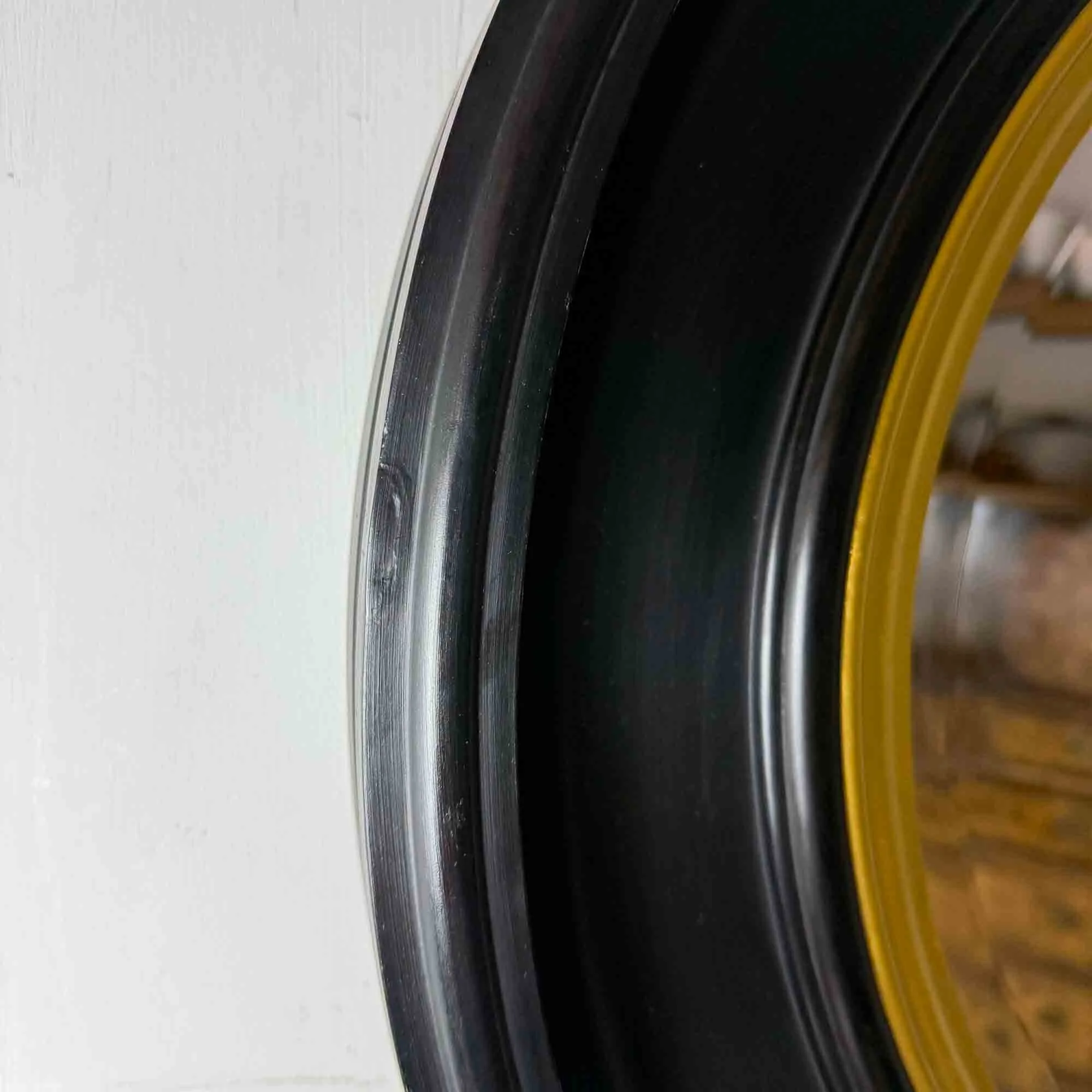 black and gold round mirror-04.jpg