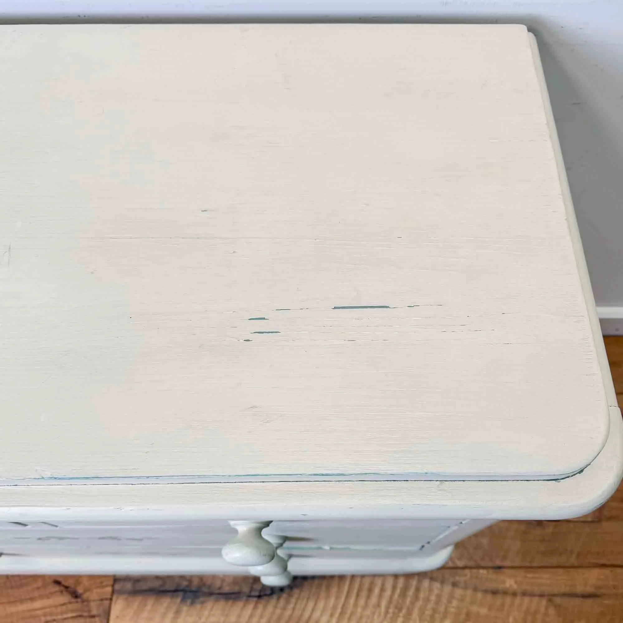 painted white chest of drawers 1-6.jpg