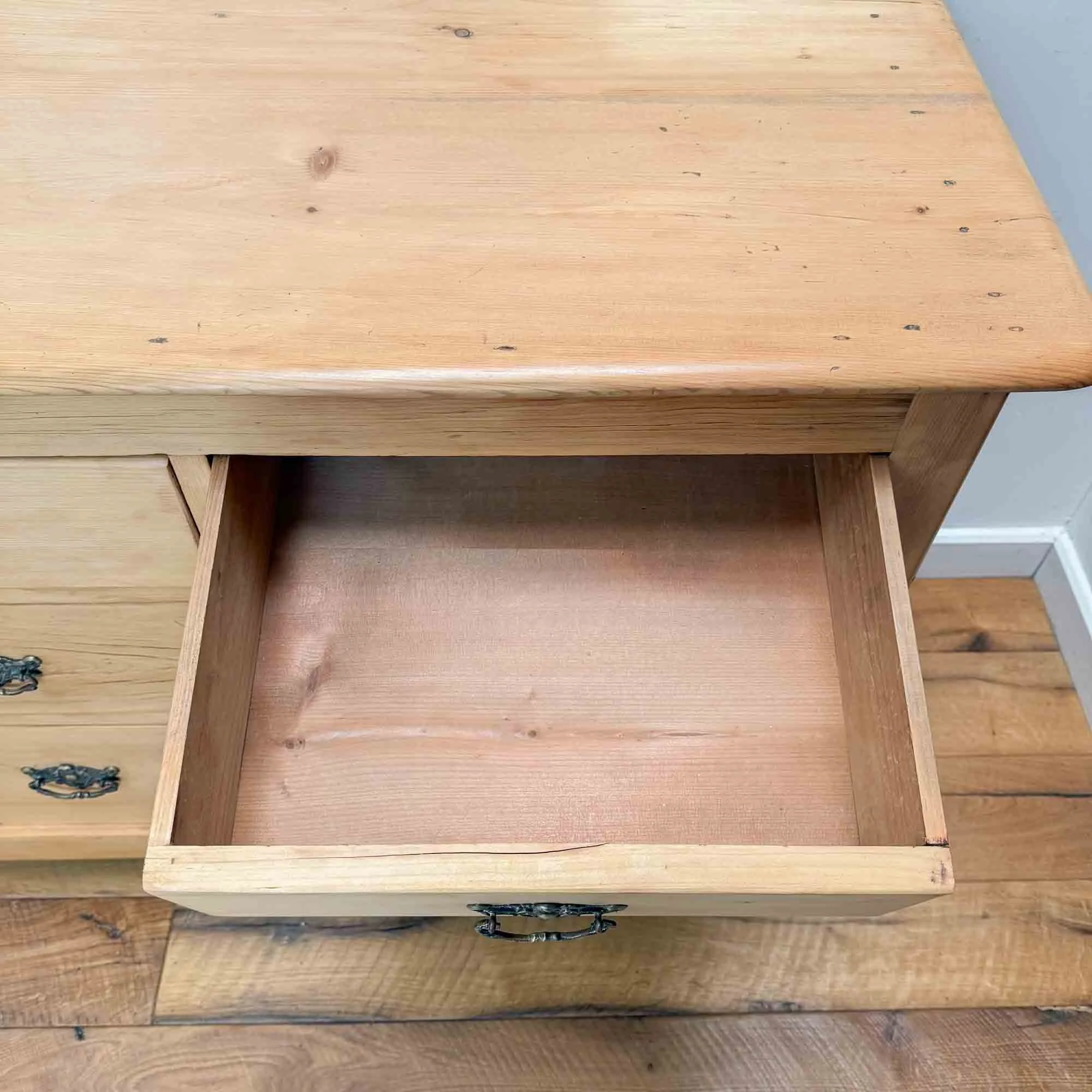 antique pine chest of drawers-3-2.jpg