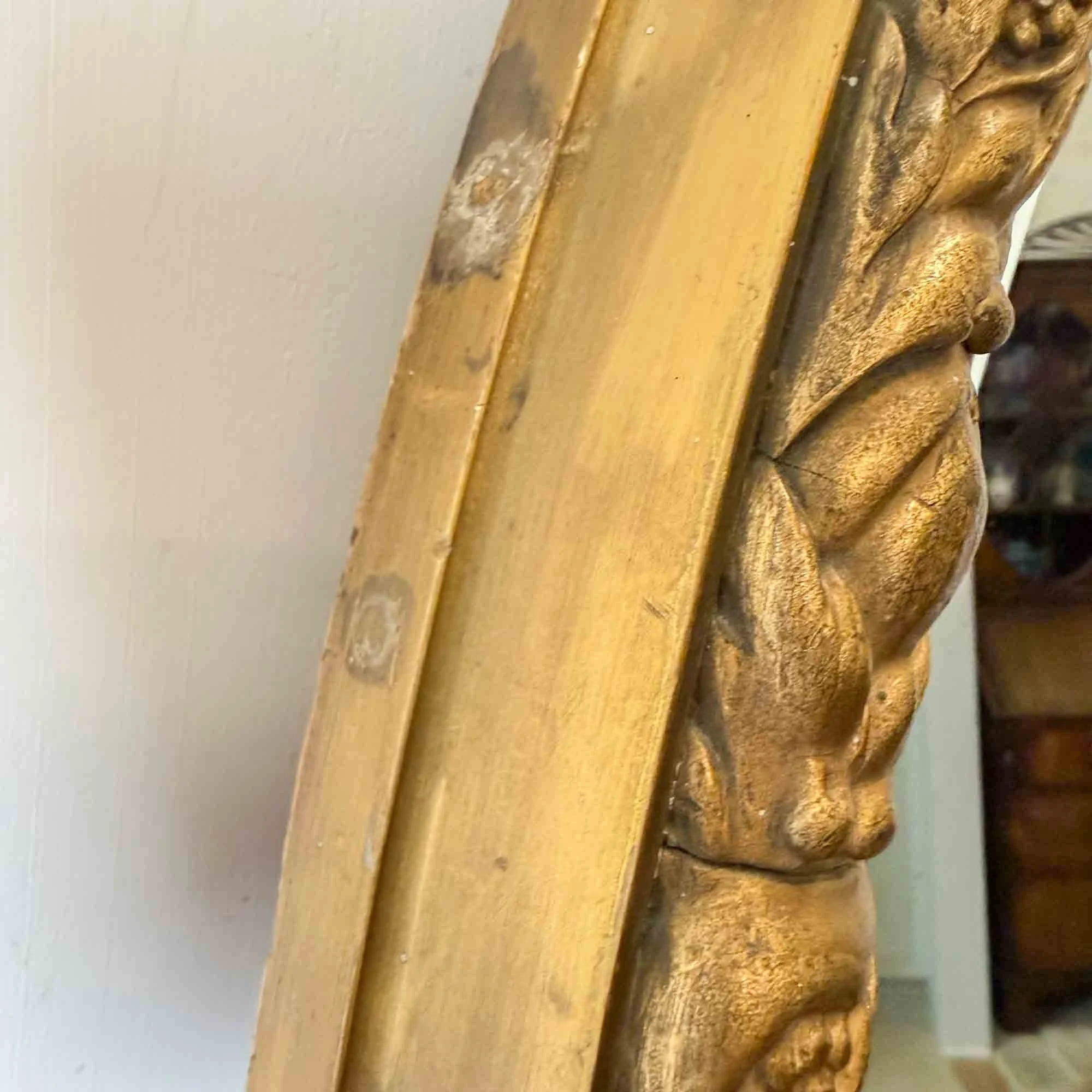 oval gilt mirror-7.jpg