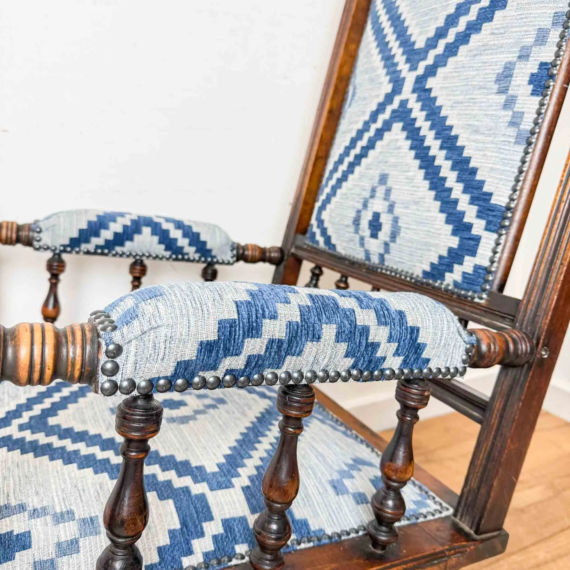 vintage american style rocking chair-7.jpg