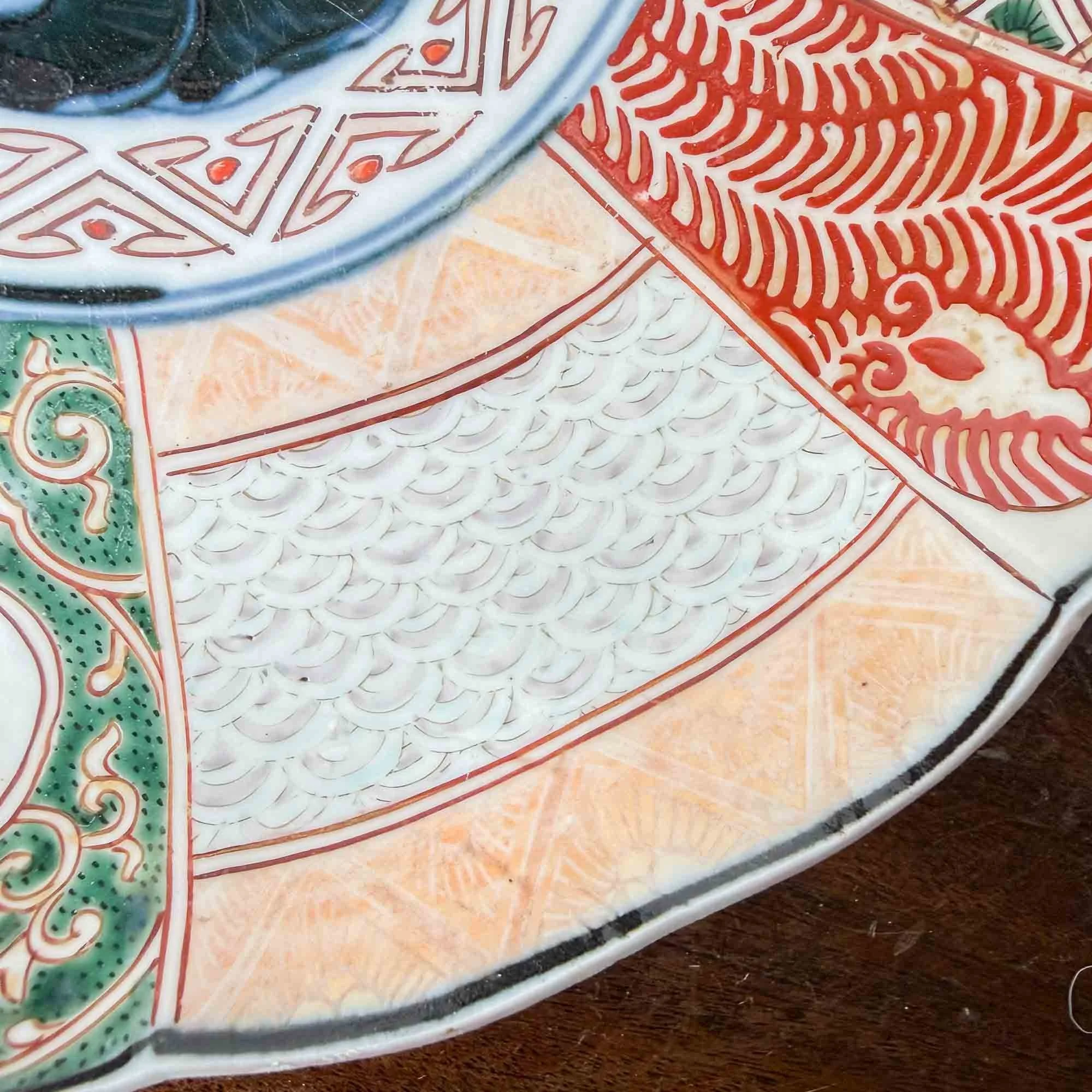 japanese imari plate peach and green-2.jpg