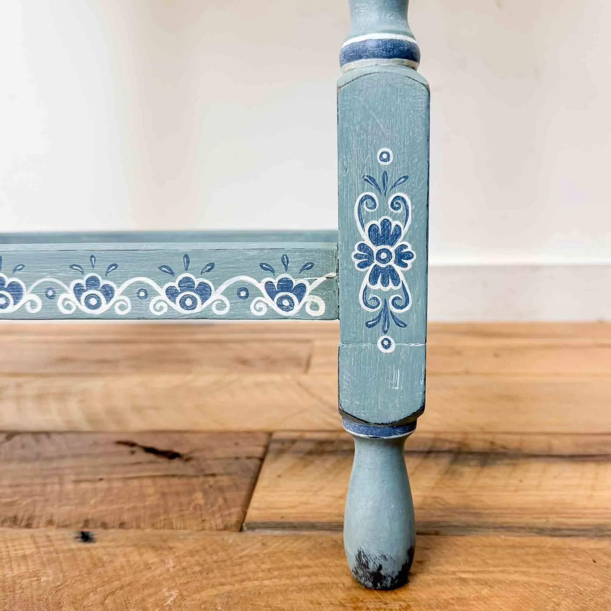 blue painted oval barley twist table-11.jpg