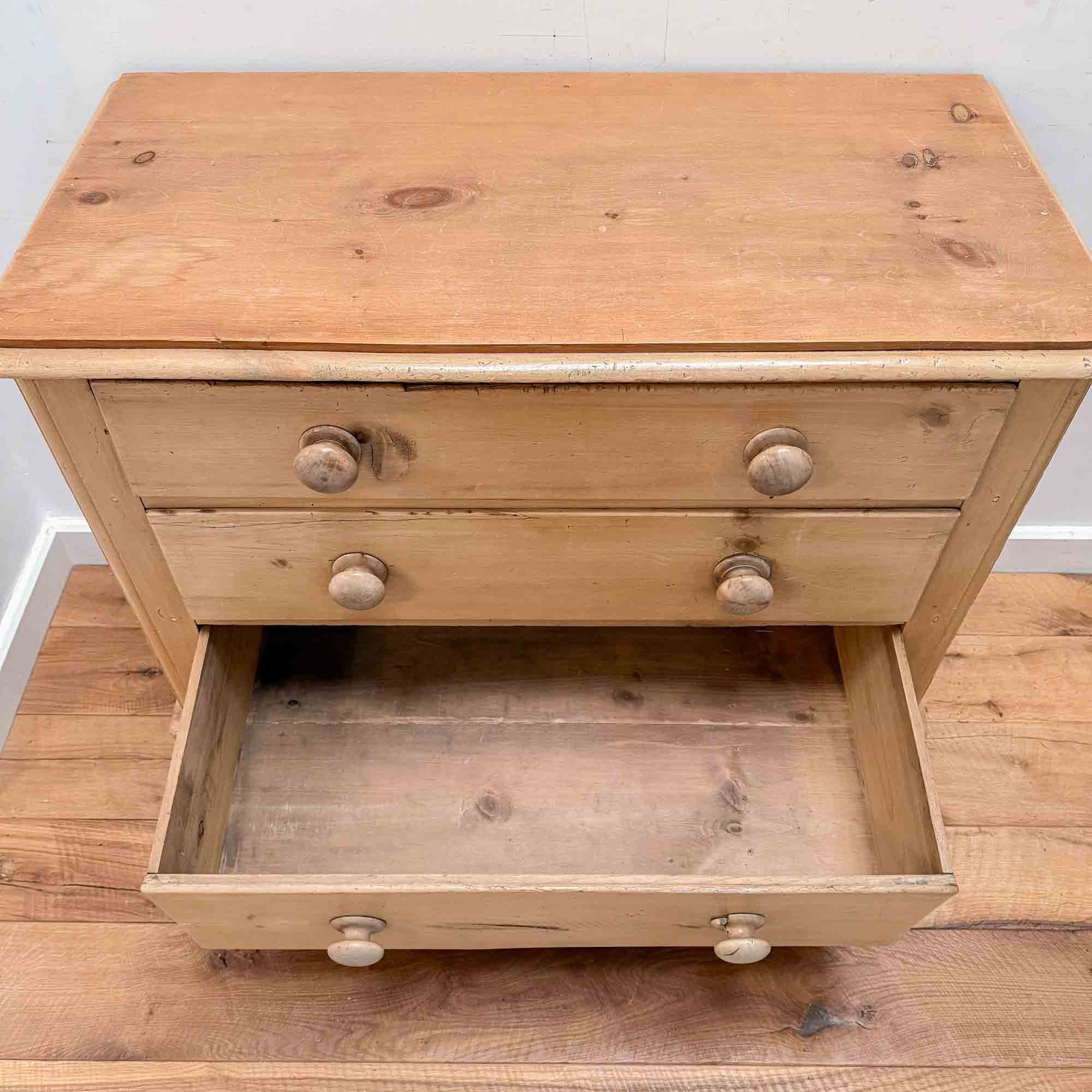 antique pine chest of drawers-3.jpg