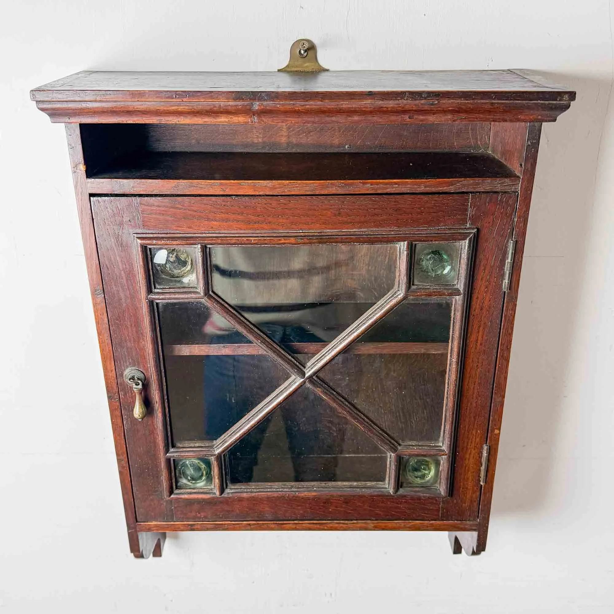 antique oak arts and crafts wall cabinet-8.jpg