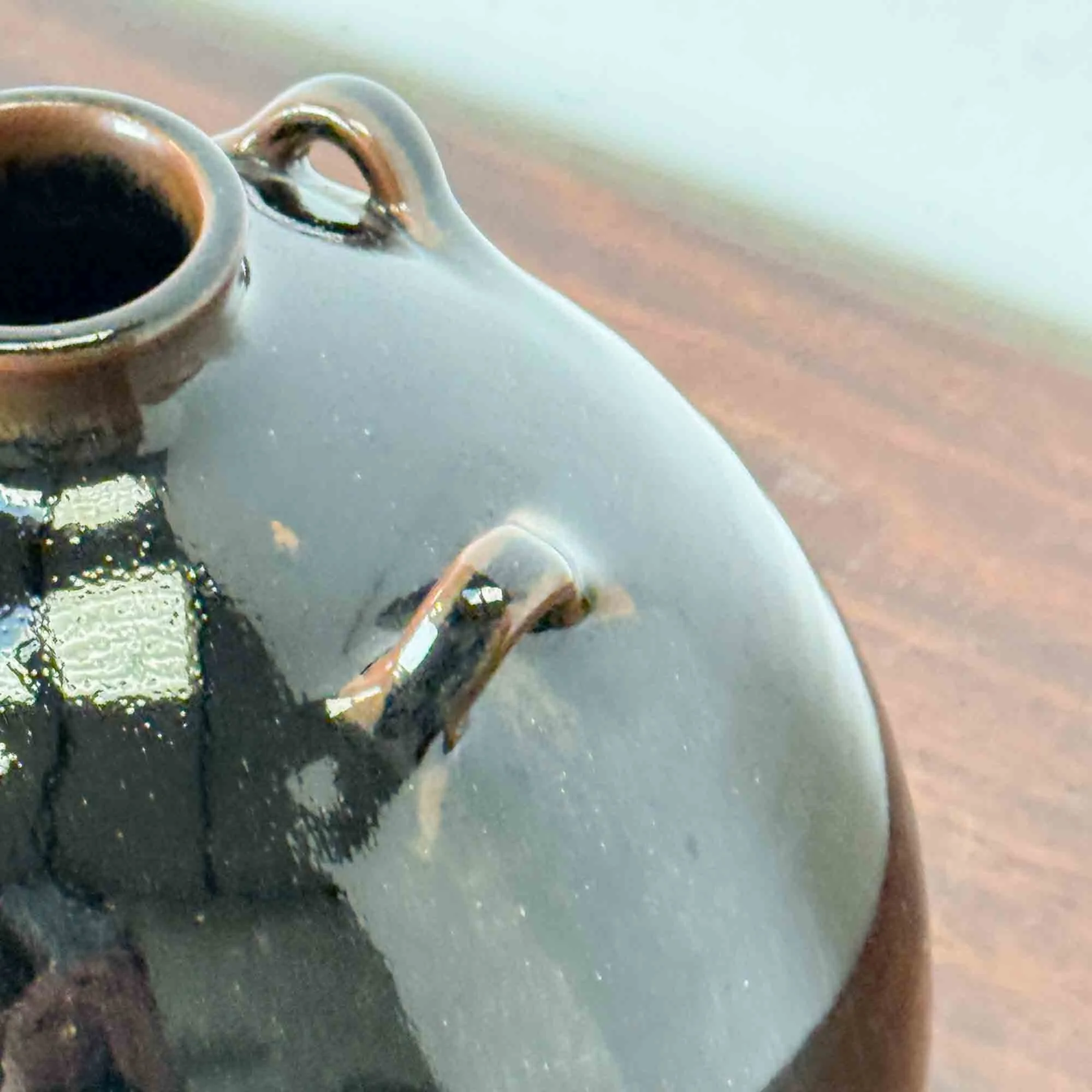 black studio pottery lugged pot-11.jpg
