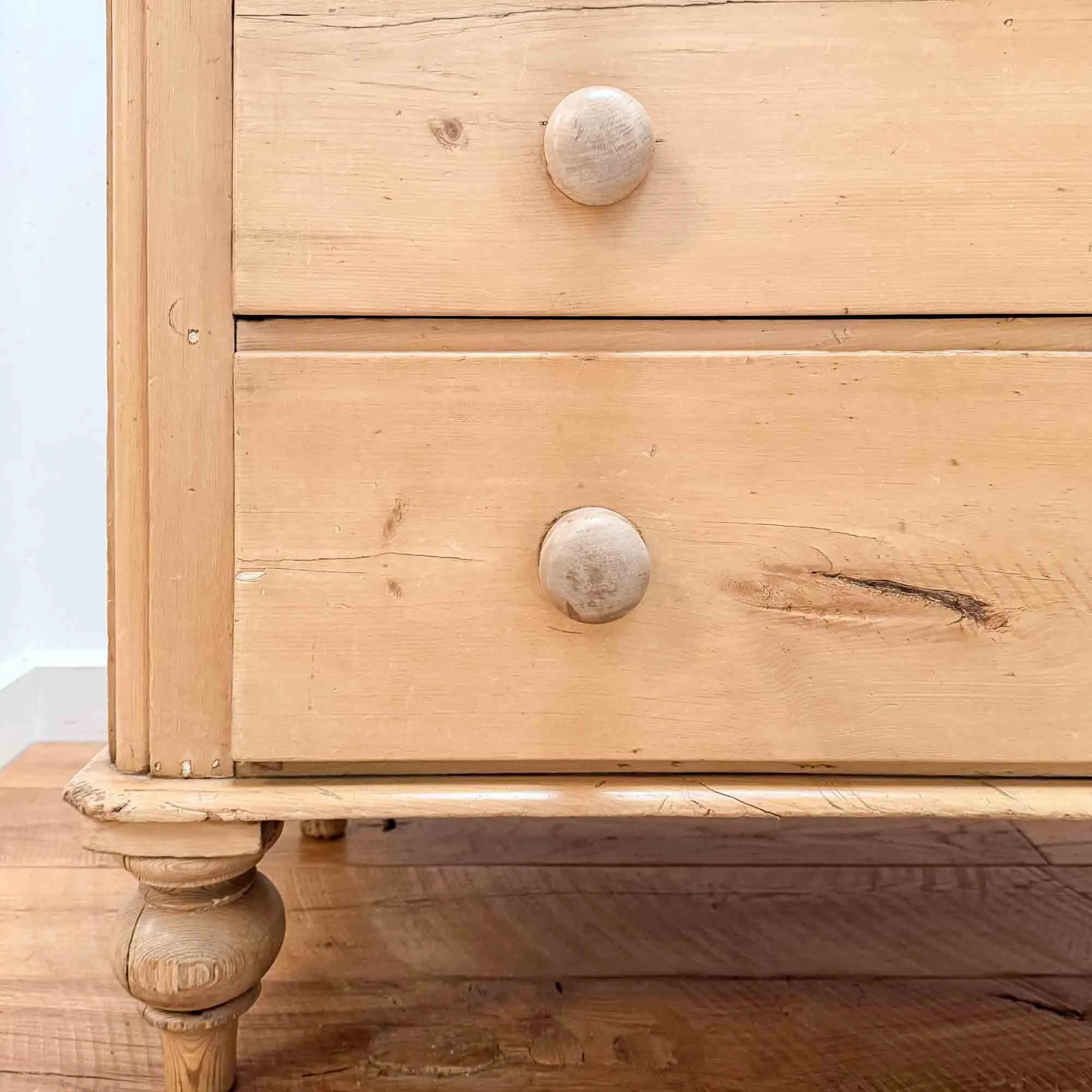 antique pine chest of drawers-7.jpg