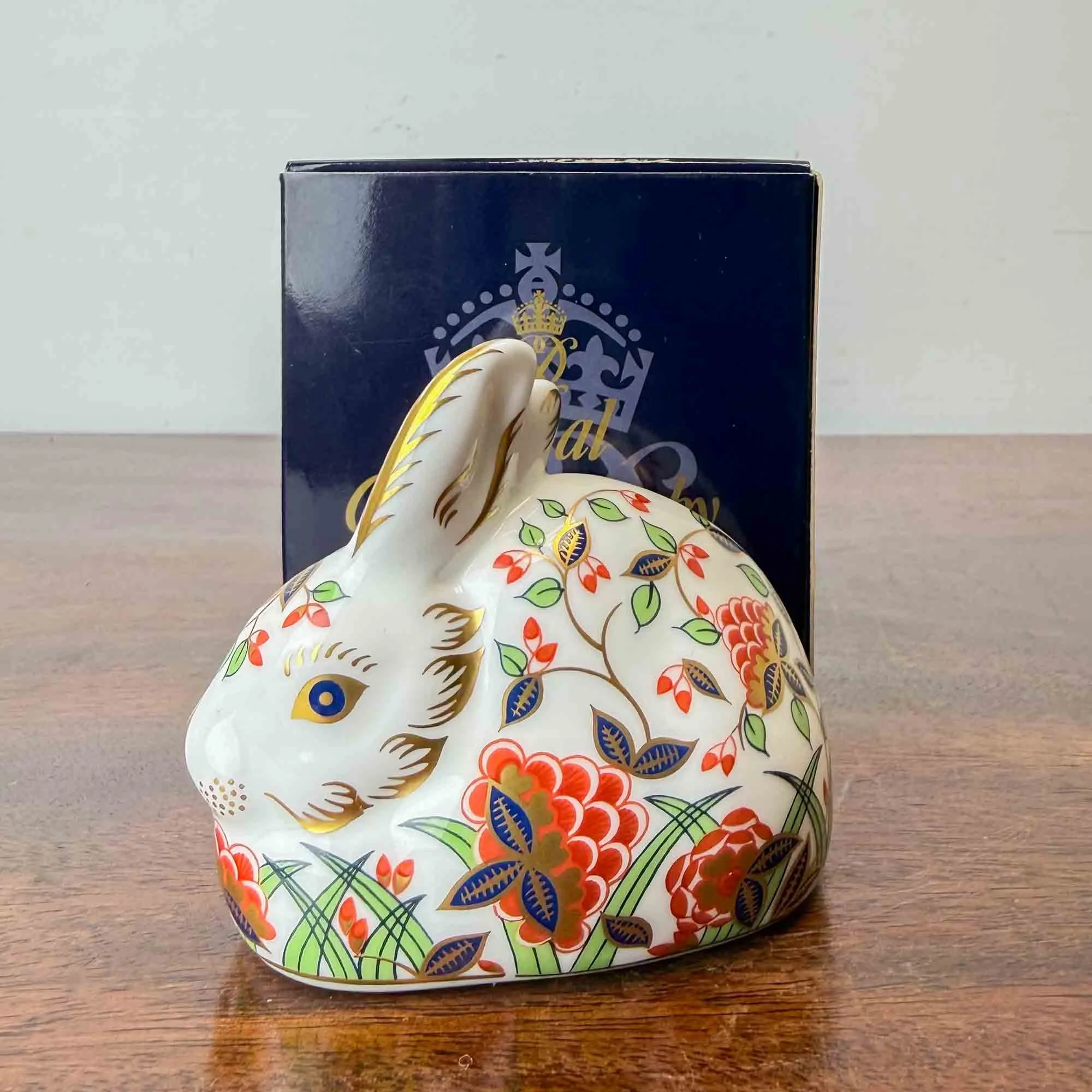 royal crown derby meadow rabbit paperweight-2.jpg