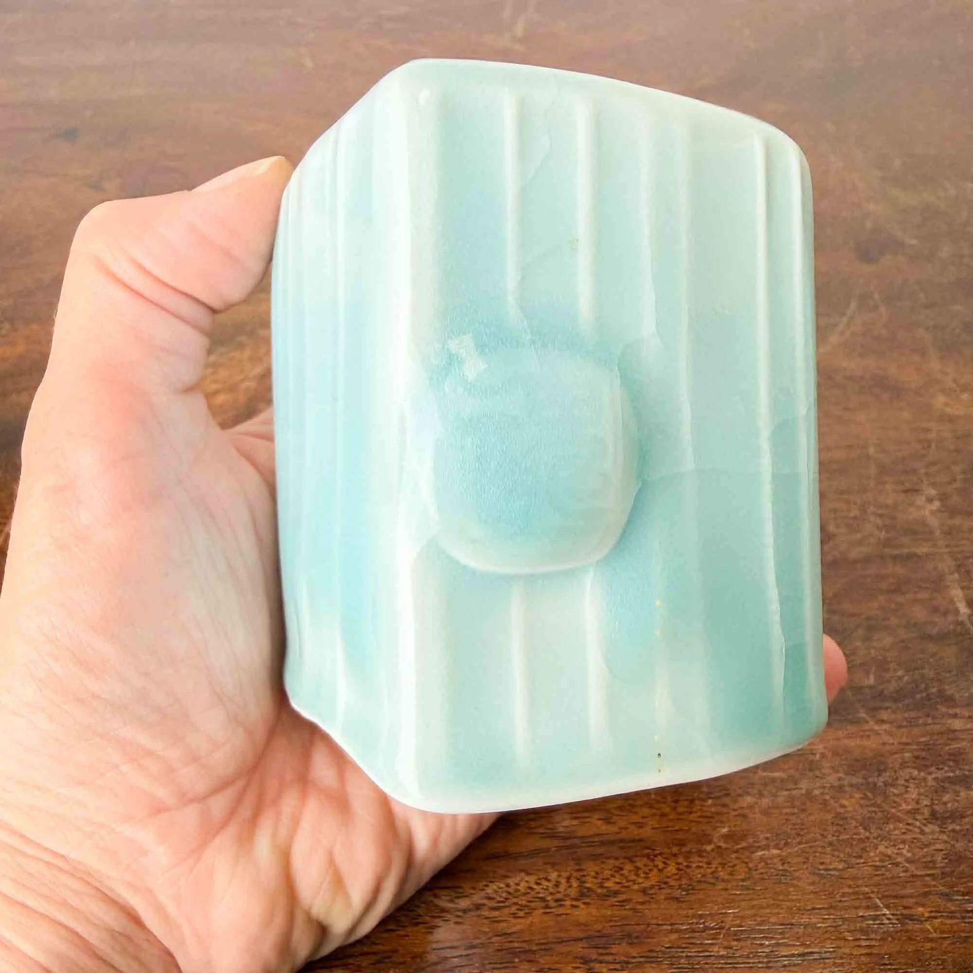 Kevin de Choisy celadon square porcelain vases-11.jpg