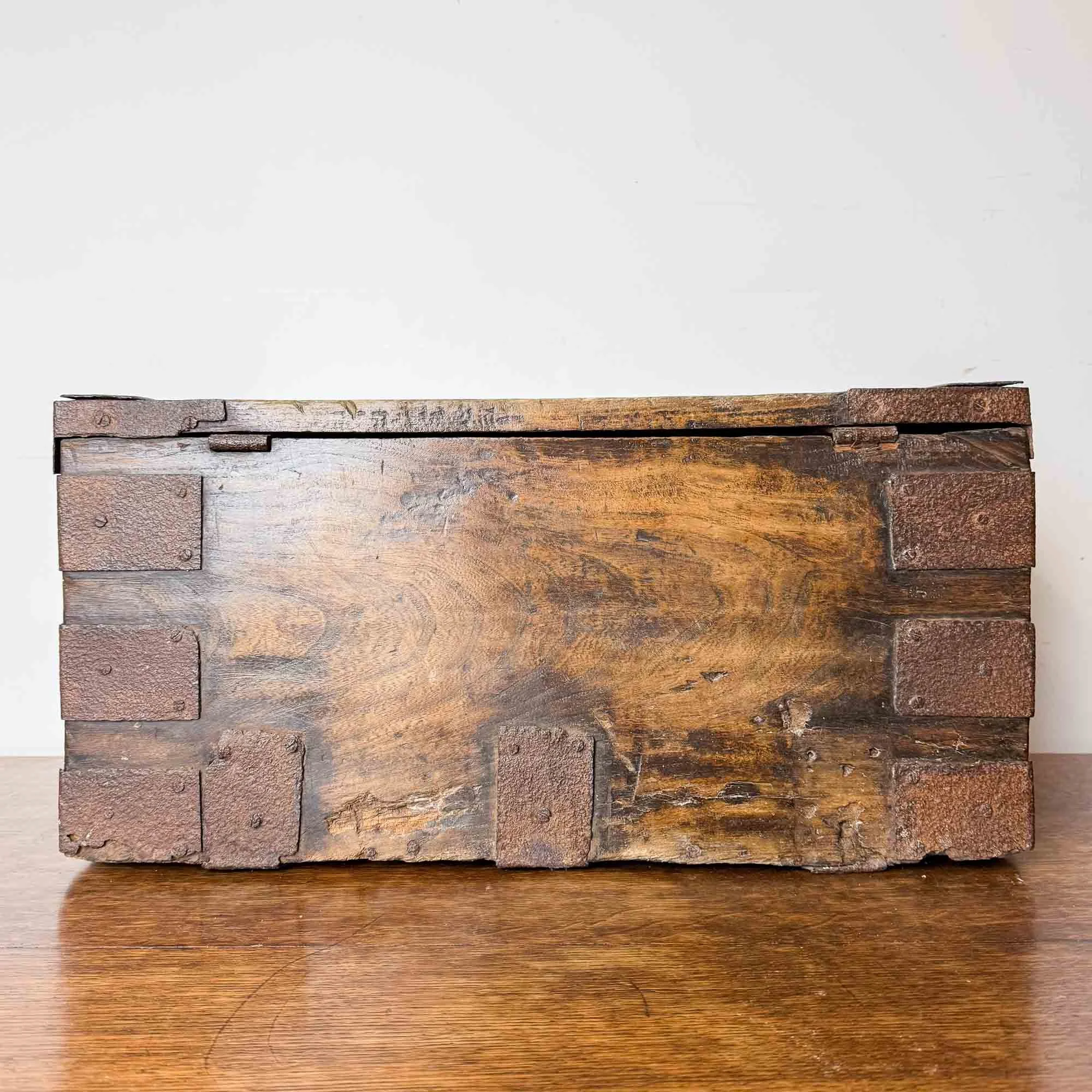 elm and pine strongbox-10.jpg