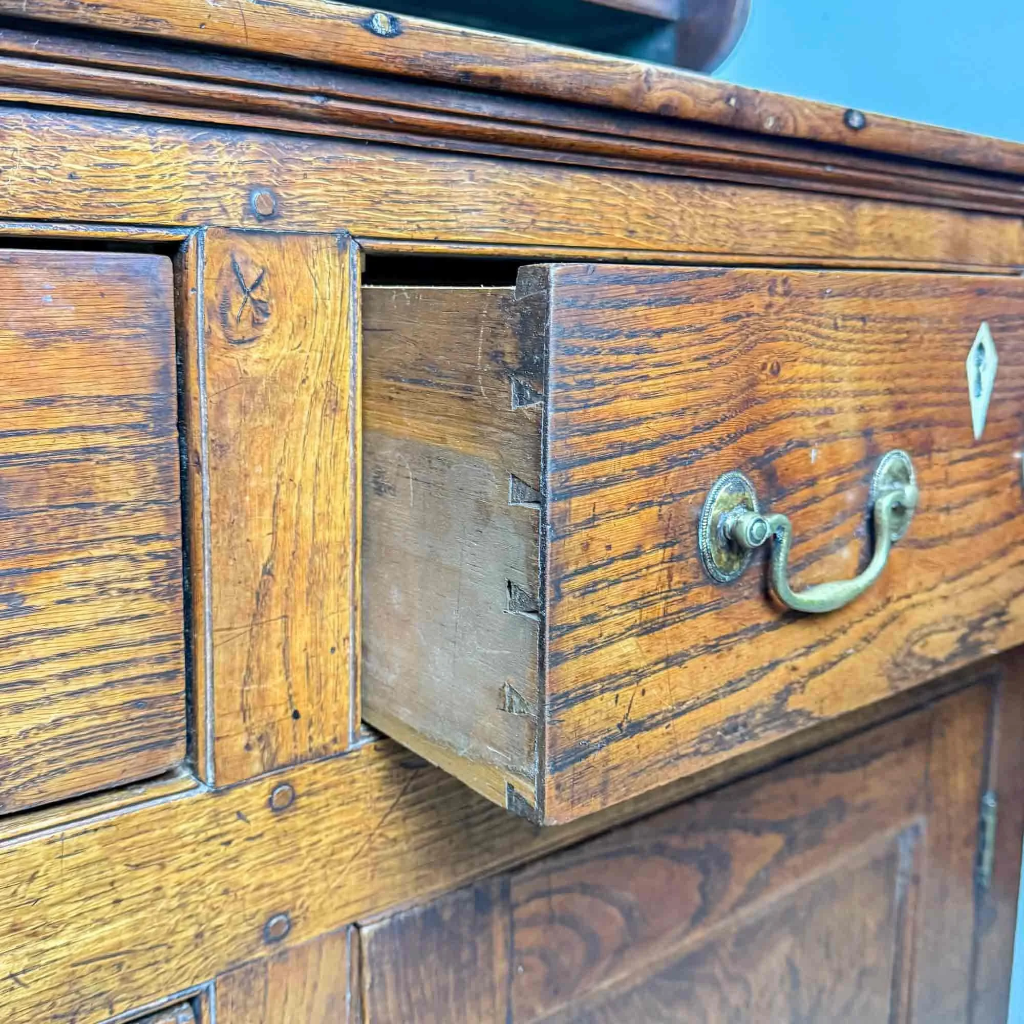 georgian elm dresser-14.jpg