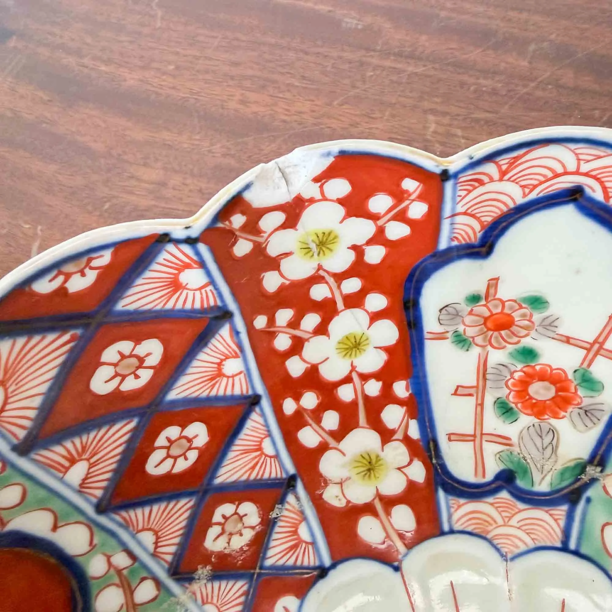 antique japanese imari bowl-9.jpg