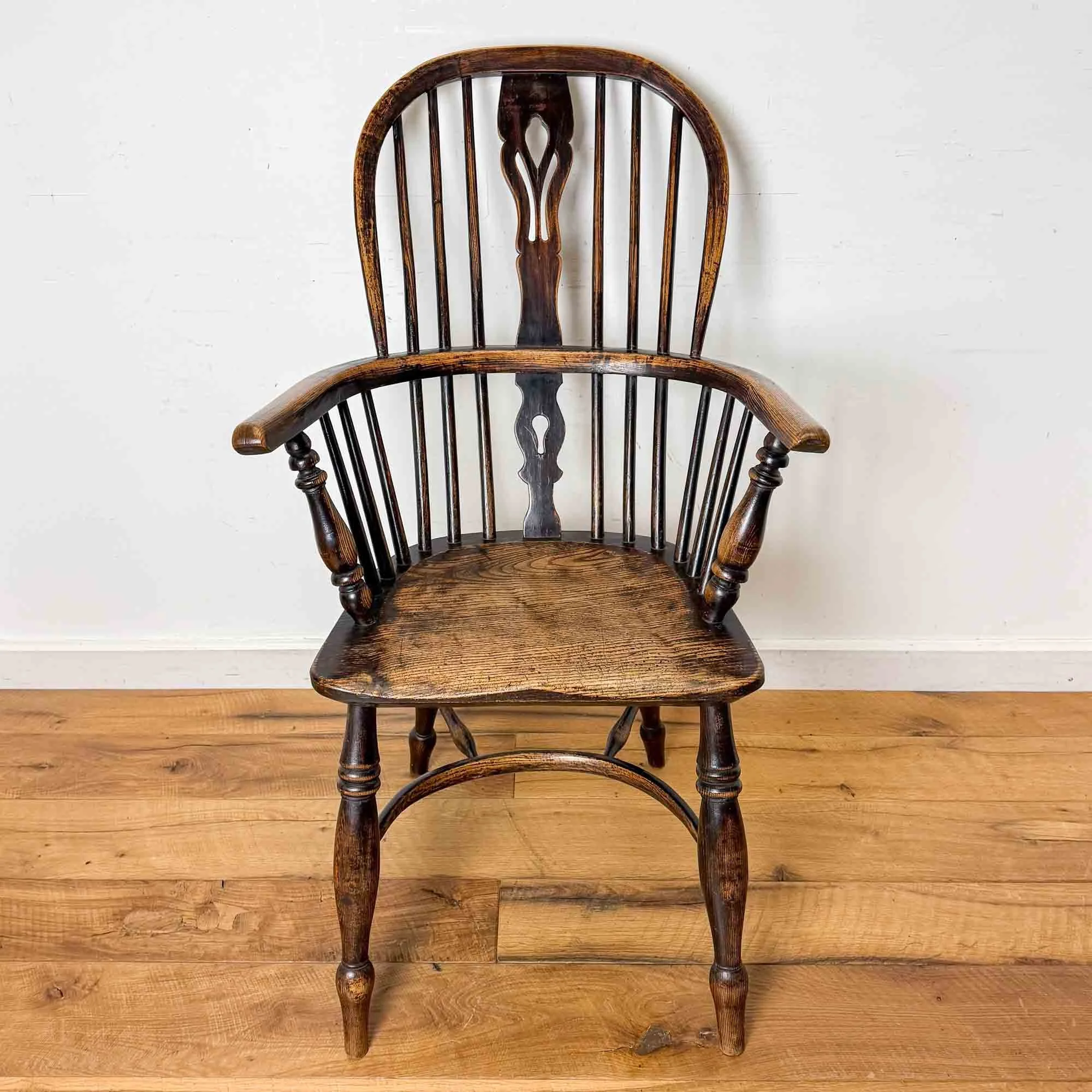 high back windsor chair-9.jpg