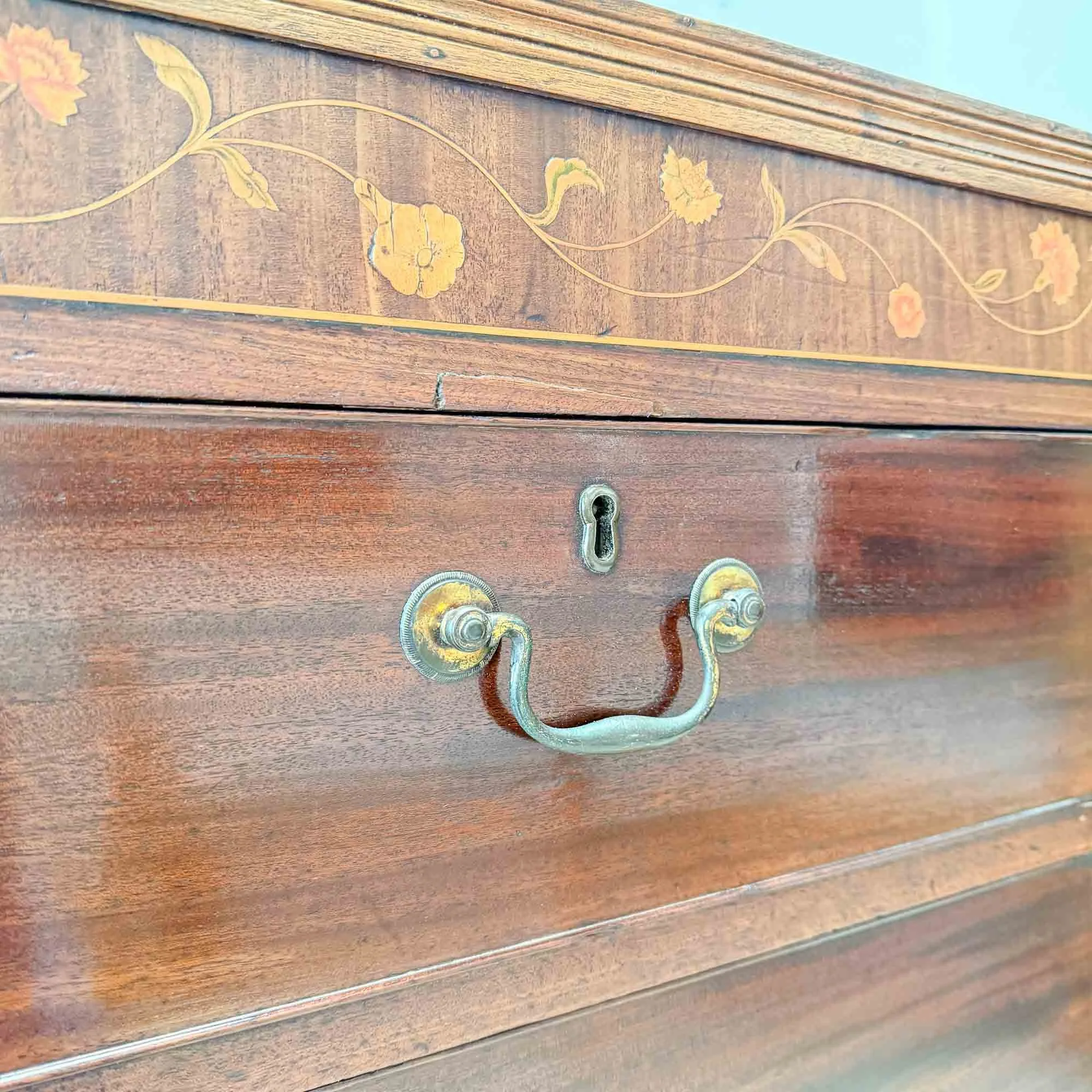 georgian inlay and penwork mahogany chest of drawers-7.jpg