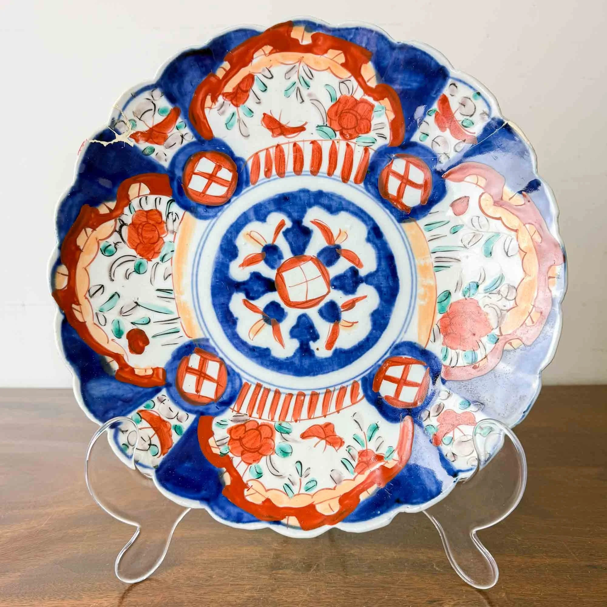 antique japanese imari charger scalloped edges (Copy)