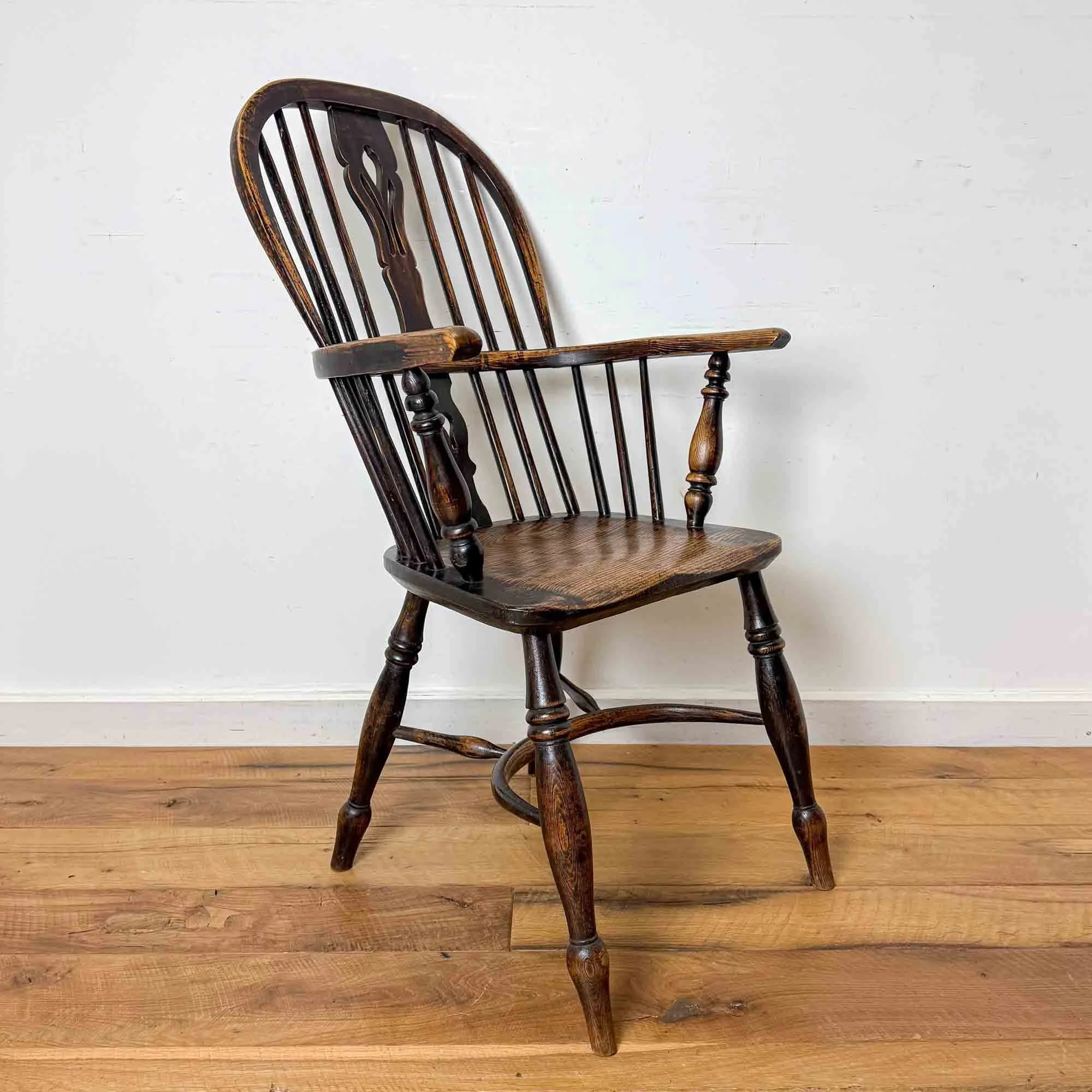 high back windsor chair-8.jpg