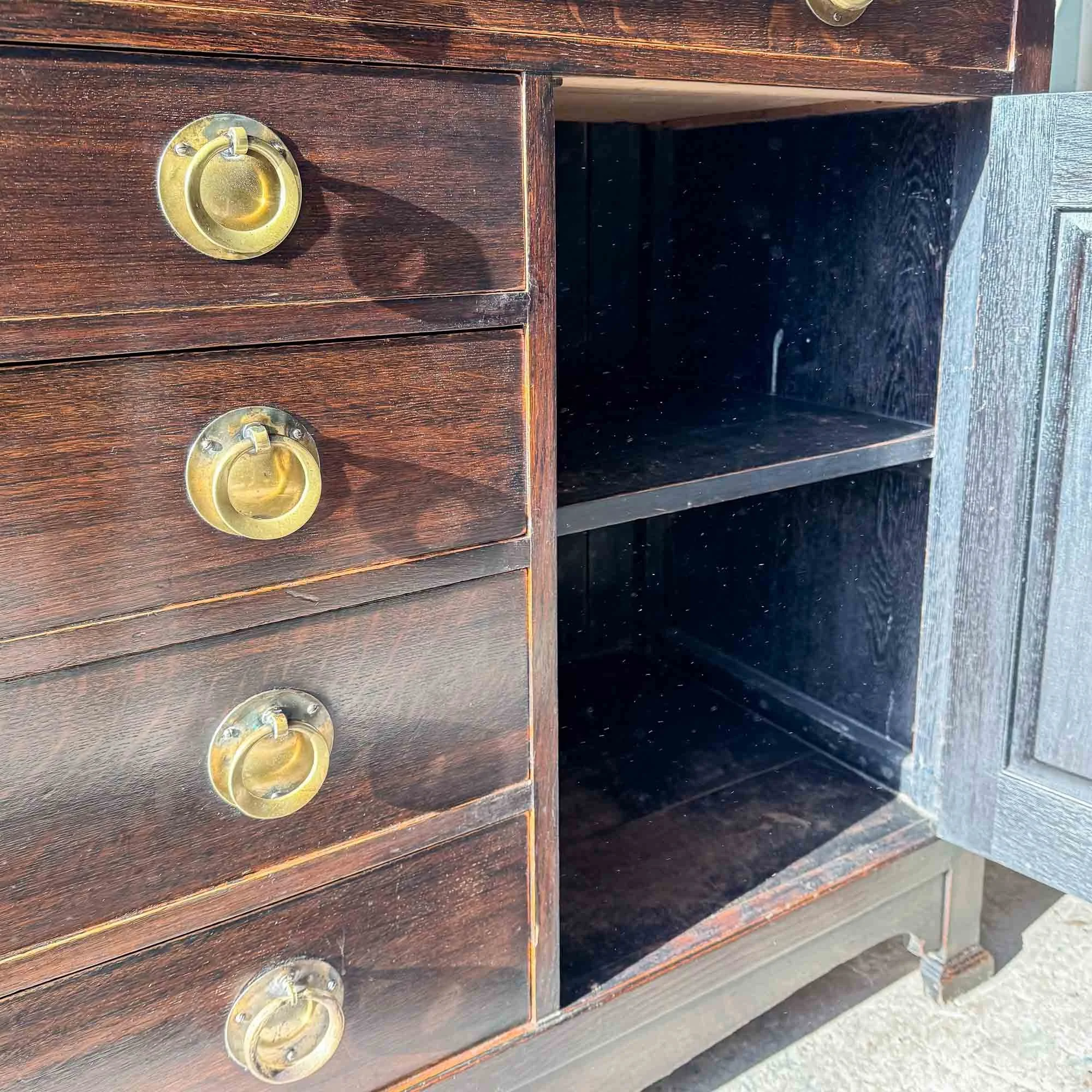 arts and crafts oak dresser-2-2.jpg