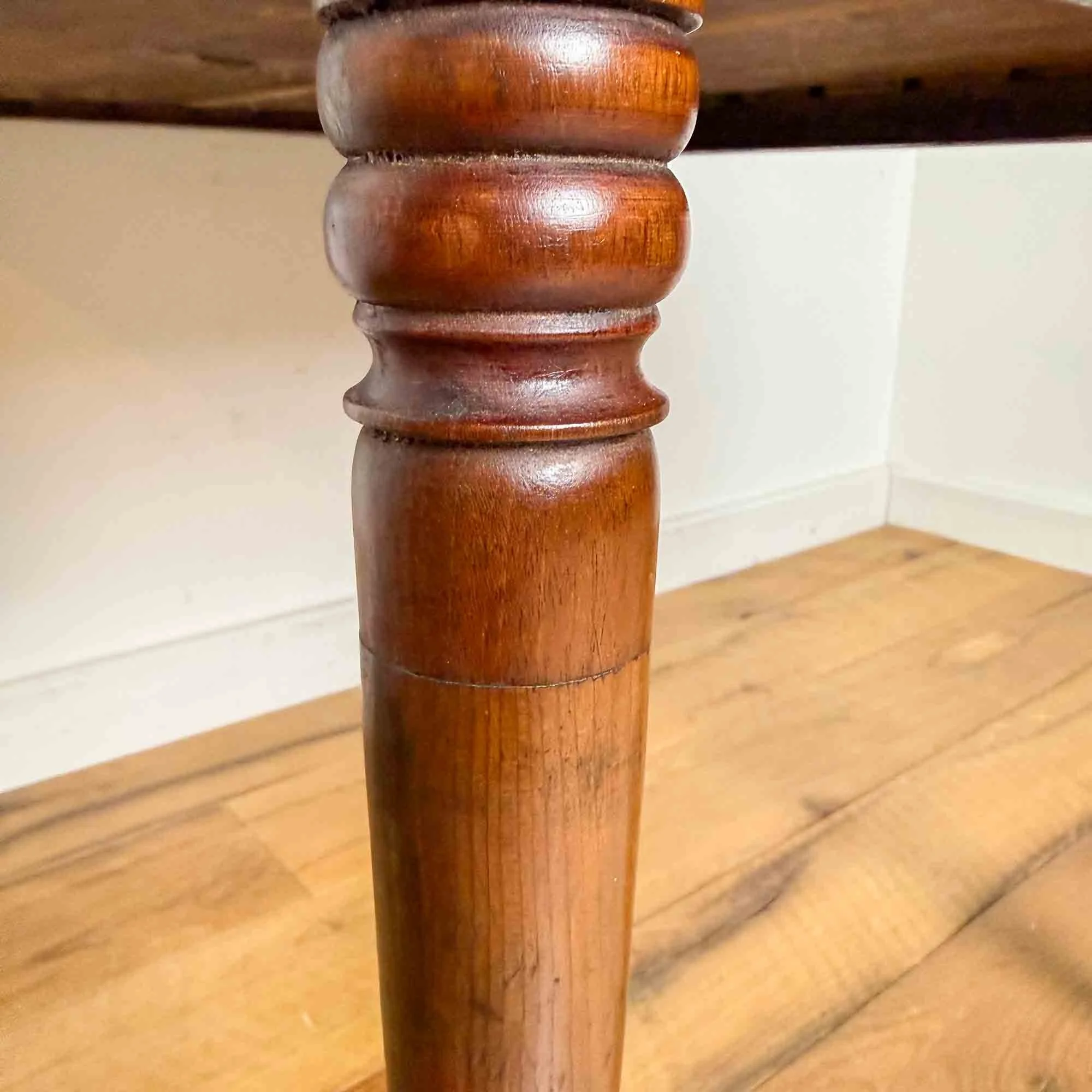 antique yew clerks desk-04.jpg