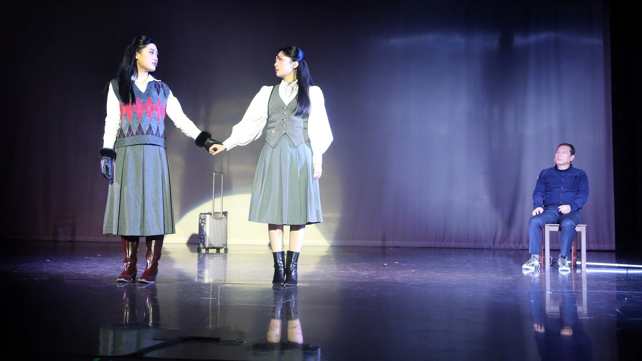 'DREAM THROUGH VIET NAM' &ndash; A Watershed Moment for Vietnamese Arts in the UK
This past Saturday, 1st November 2025, at the Greenwood Theatre, London SE1, I had the immense privilege of attending VietShow UK's musical project, &quot;DREAM THROUGH