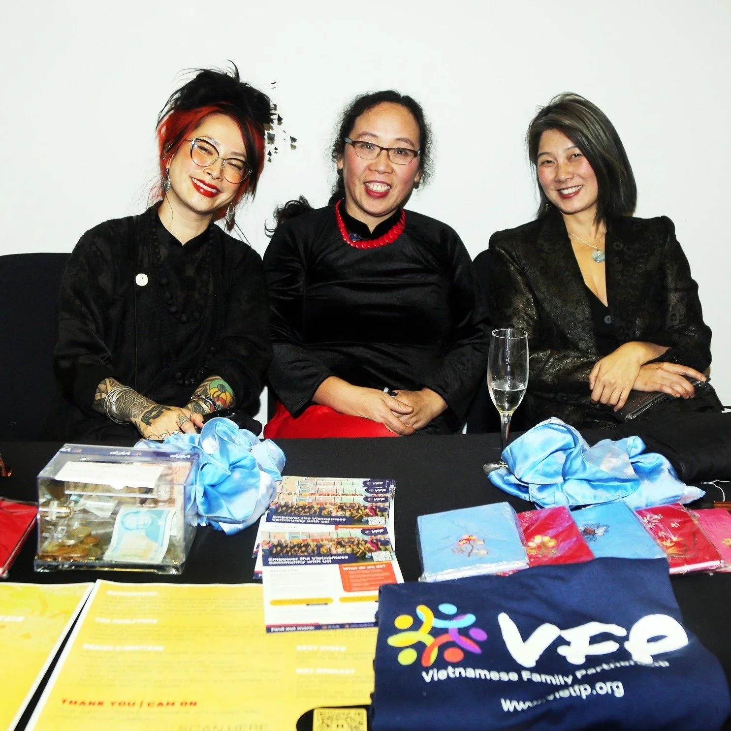 ✨ VFP at the Vietnam International Awards 2025 &ndash; Honouring Culture, Community, and Global Connection
On 8 November 2025, VFP was honoured to attend the Vietnam International Awards Gala Night at the Leonardo Royal London Tower Bridge Hotel, 45 