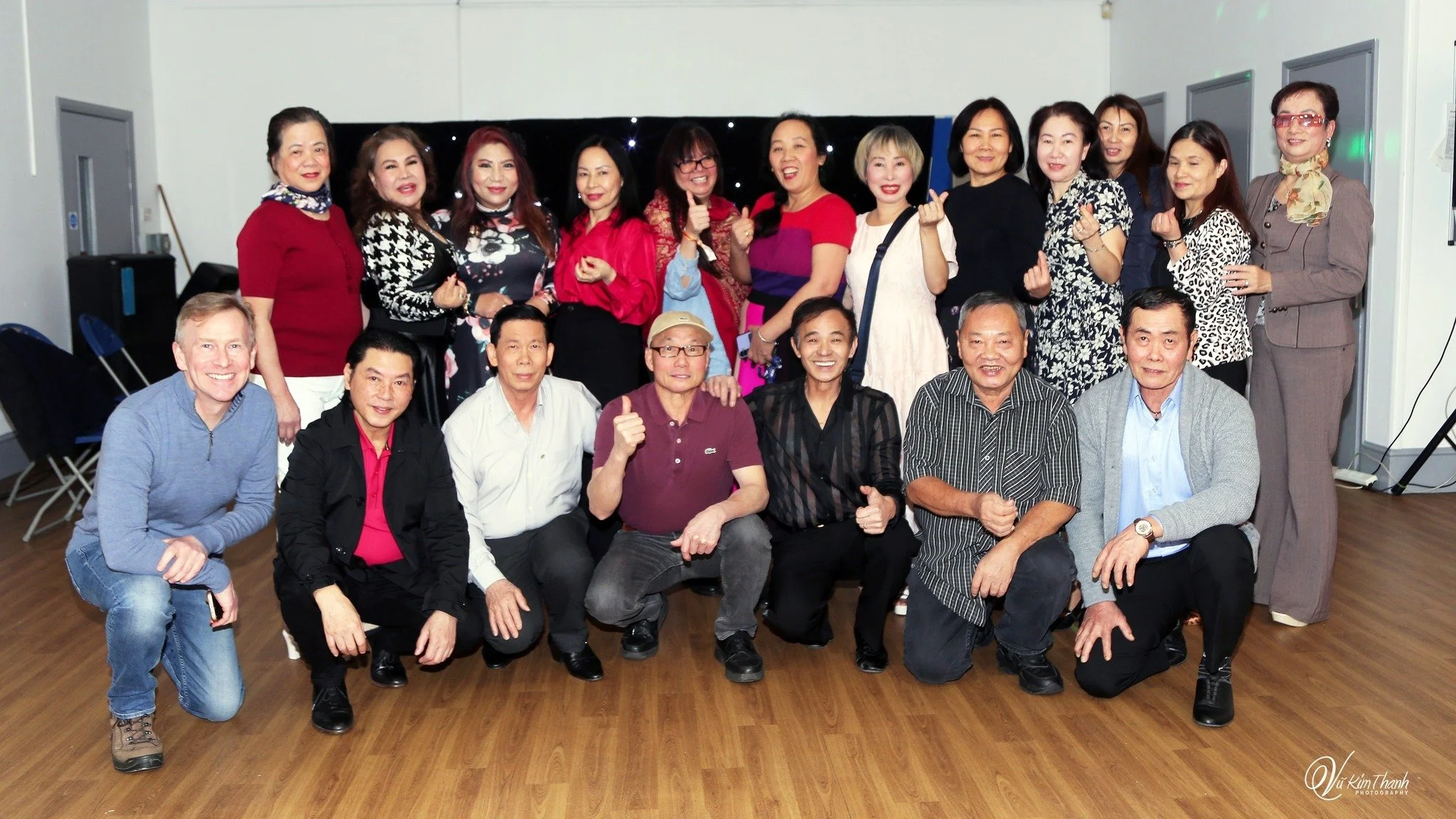 🌟 VUI Đ&Ecirc;M VIỆT &ndash; 29/11/2025 🌟

Last night on😍 Saturday at the Evelyn Community Centre, Deptford, London, the Vietnamese Family Partnership (VFP) hosted our &ldquo;Vui Đ&ecirc;m Việt&rdquo; music and dance evening. The event was filled 