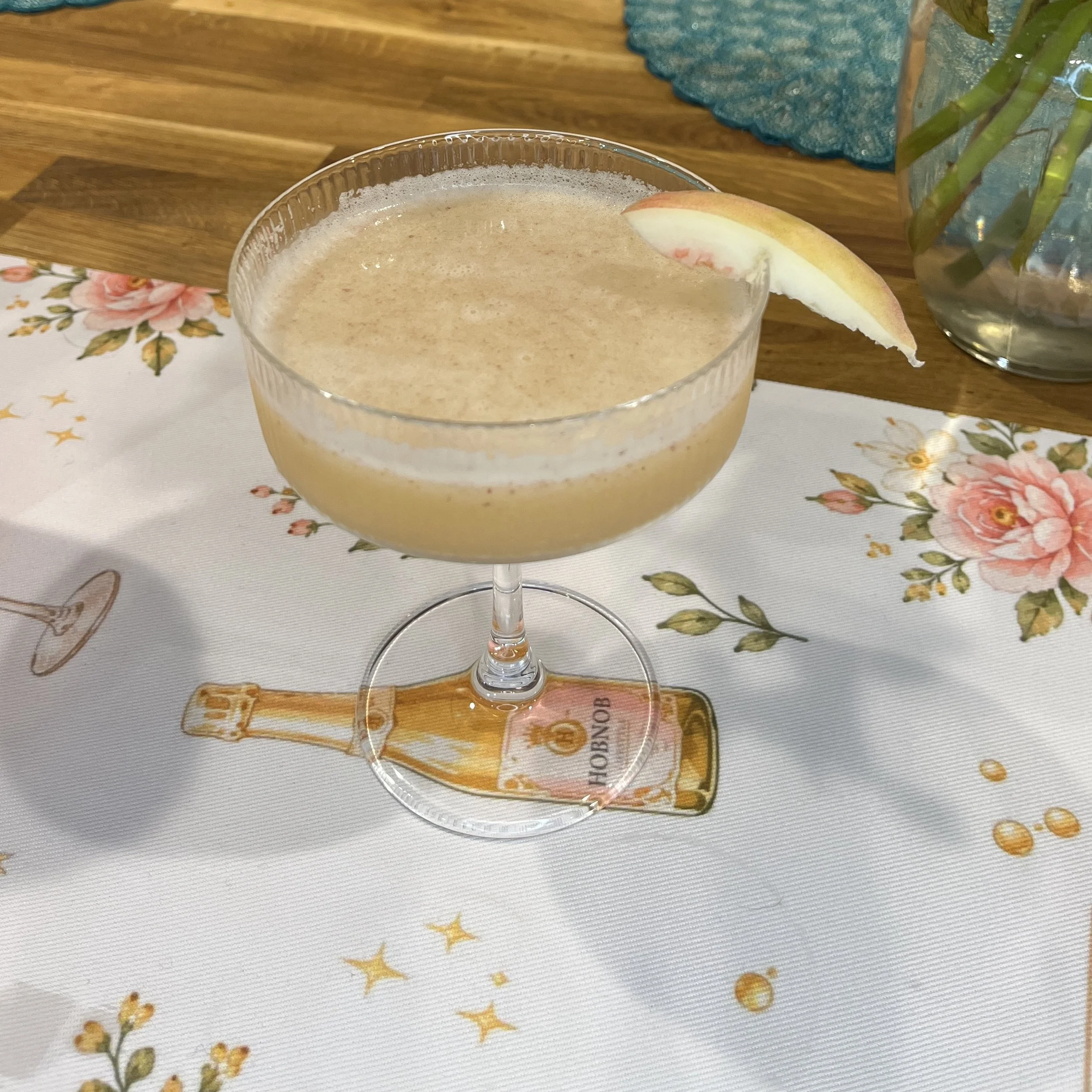 Peach Tennessee Honey Spritz: An Easy Peach Brunch Cocktail
